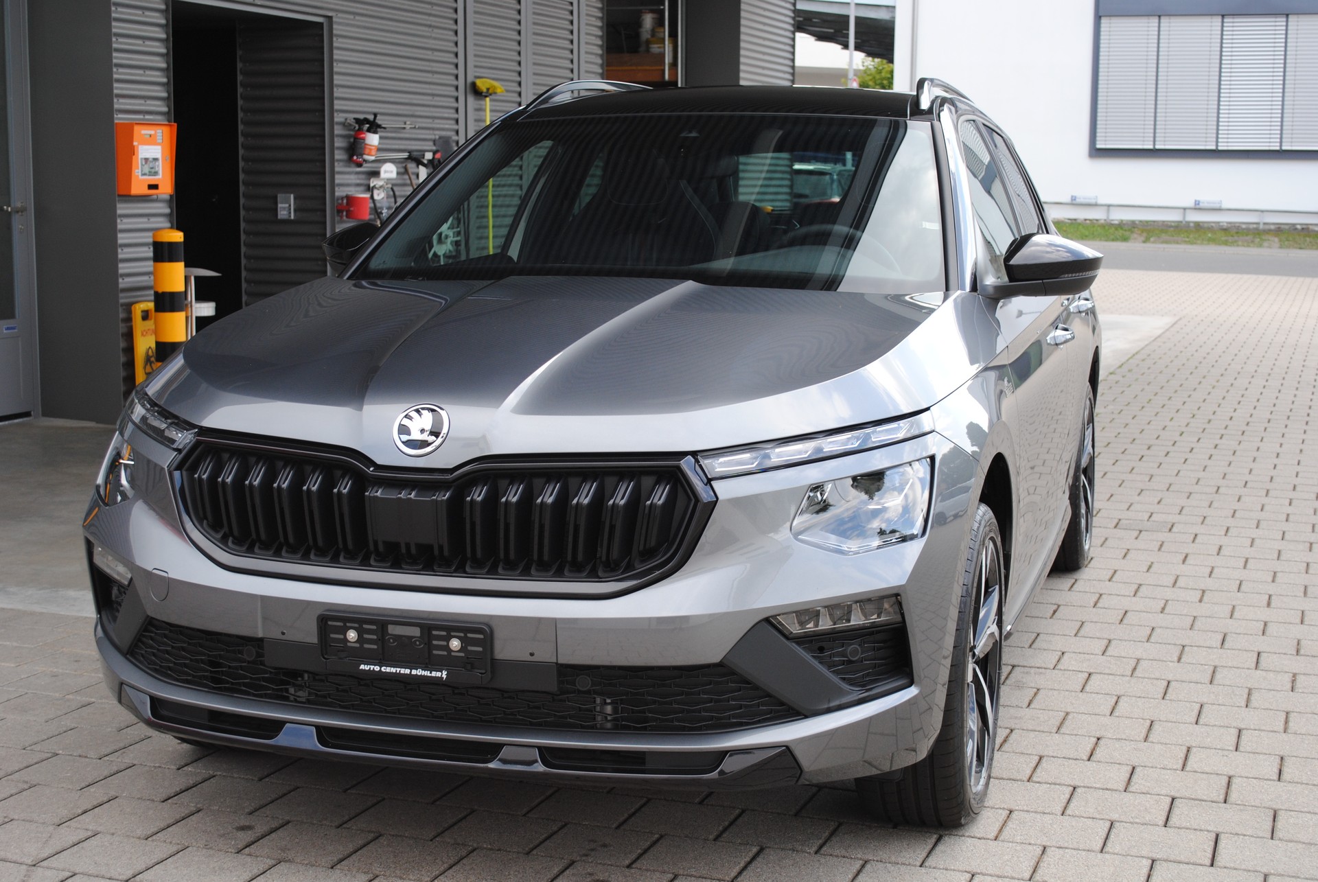SKODA Kamiq 1.5 TSI Monte Carlo DSG-showroom-element-1