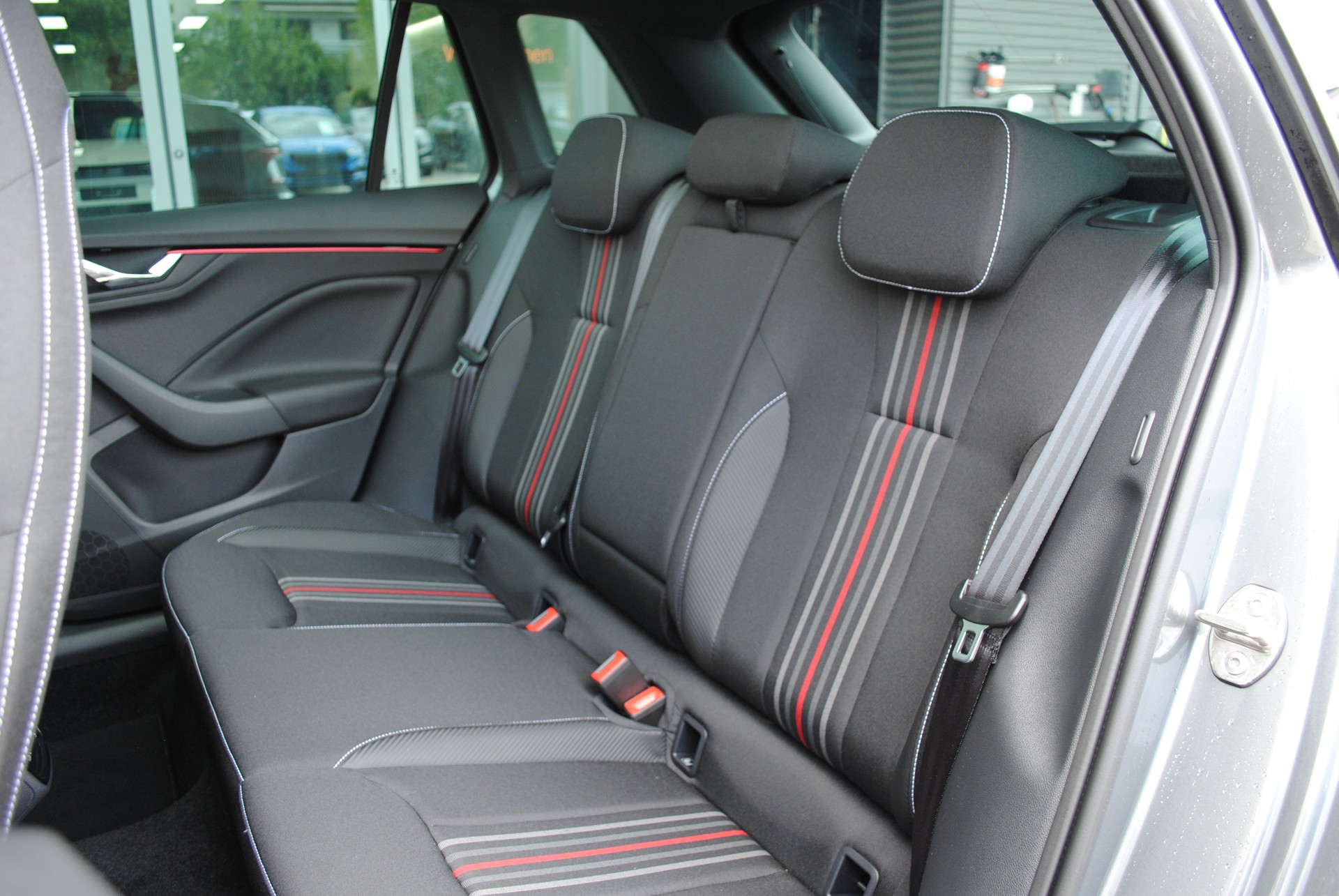 SKODA Kamiq 1.5 TSI Monte Carlo DSG-image-16