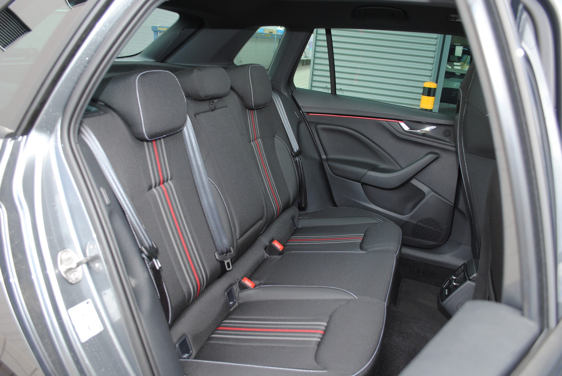 SKODA Kamiq 1.5 TSI Monte Carlo DSG-image-17