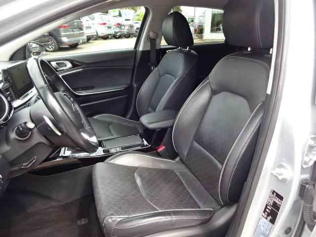 KIA Ceed 1.4 T-GDi Style DCT-image-10