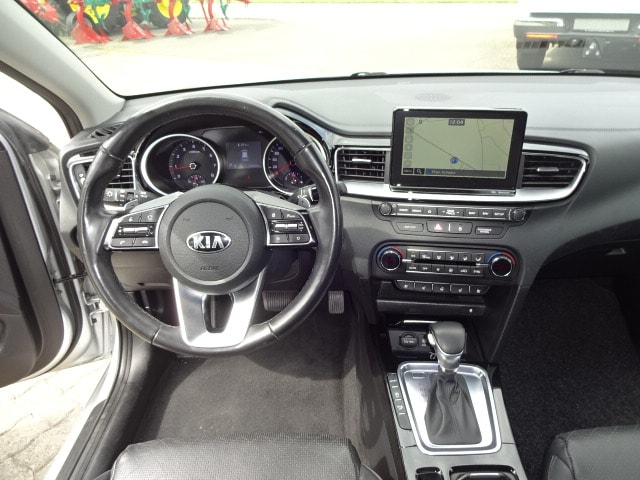 KIA Ceed 1.4 T-GDi Style DCT-image-8