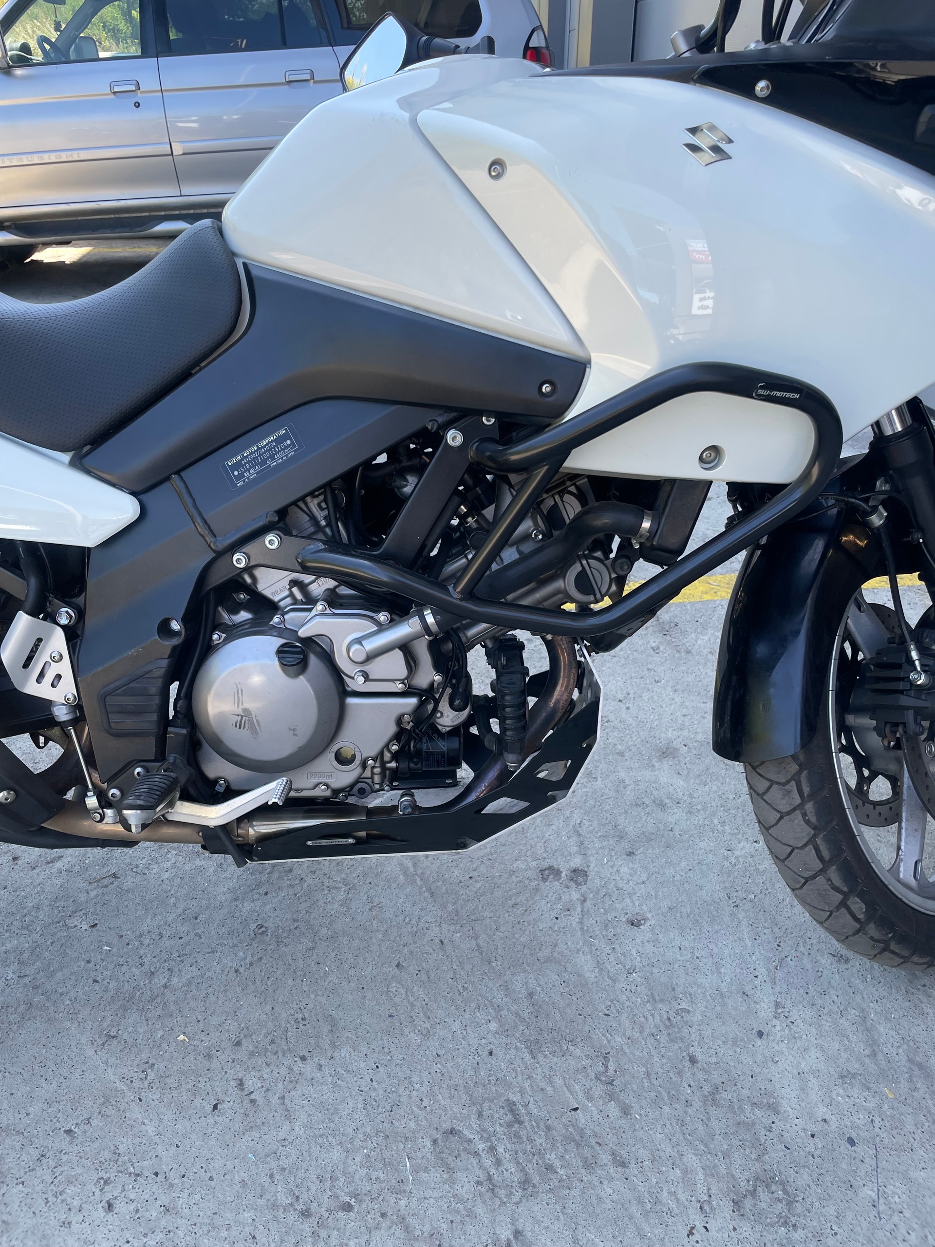 SUZUKI DL 650 V-Strom ABS-image-7