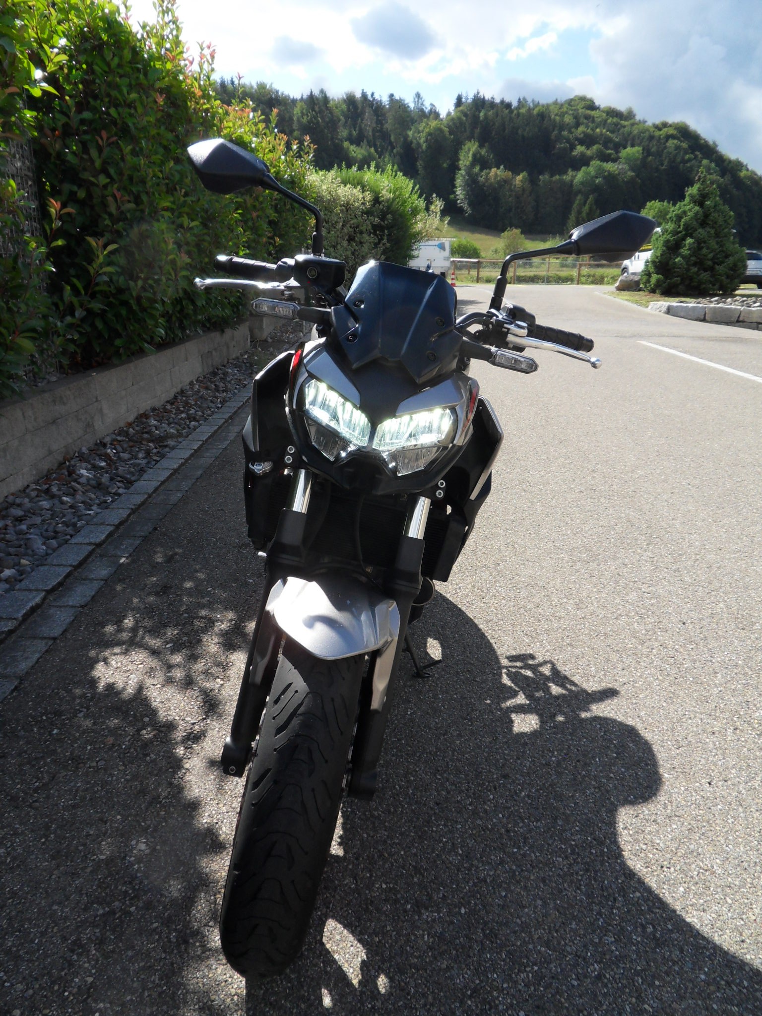KAWASAKI Z 650-image-9
