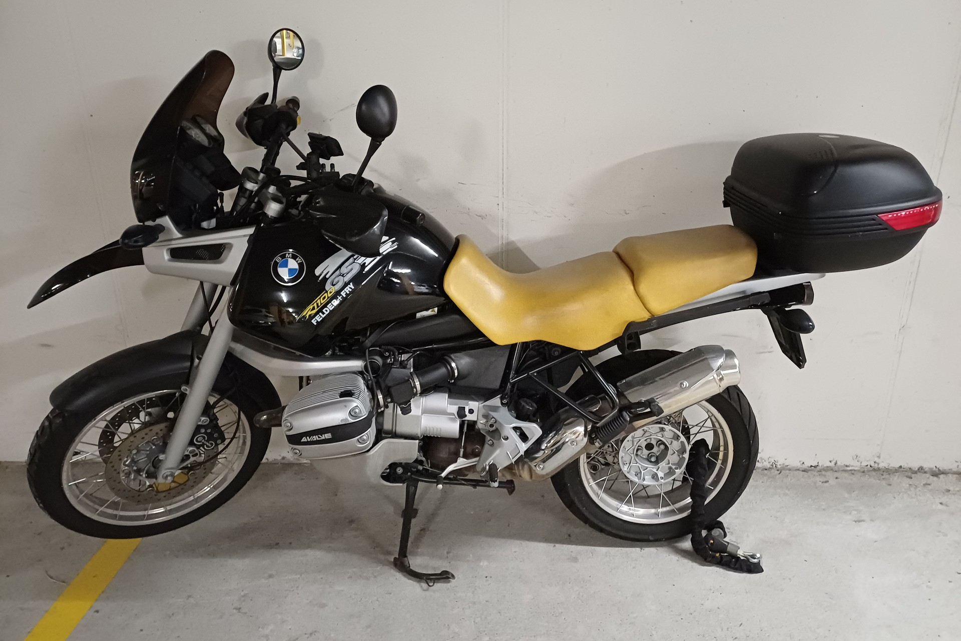 BMW R 1100 GS-image-0