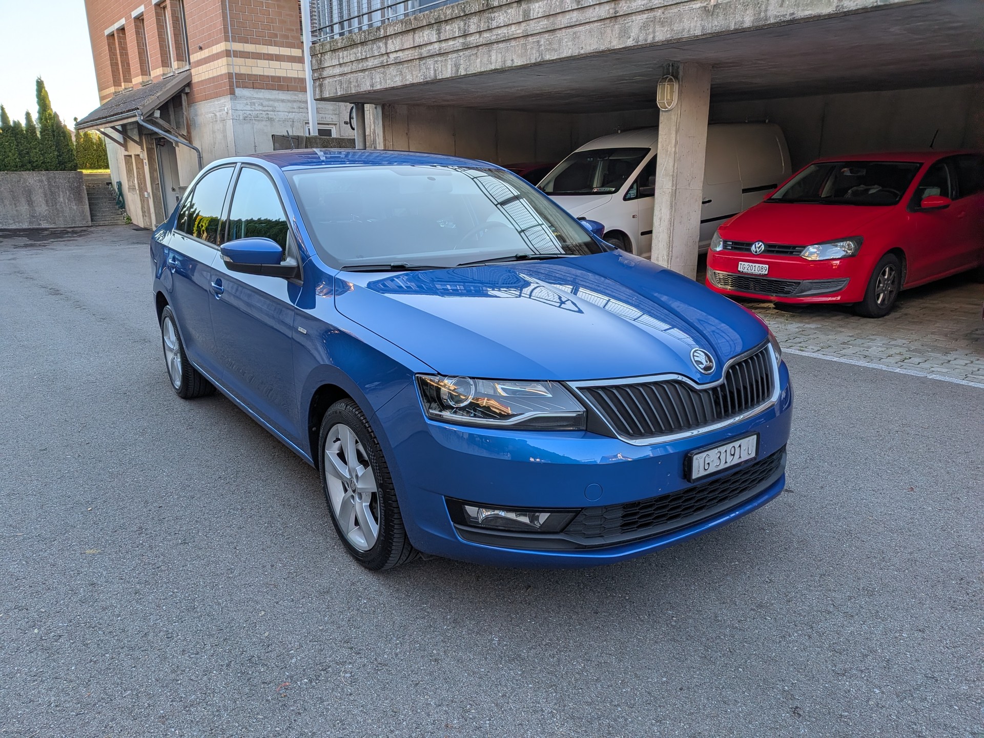 SKODA Rapid Spaceback 1.0 TSI Ambition-showroom-element-3