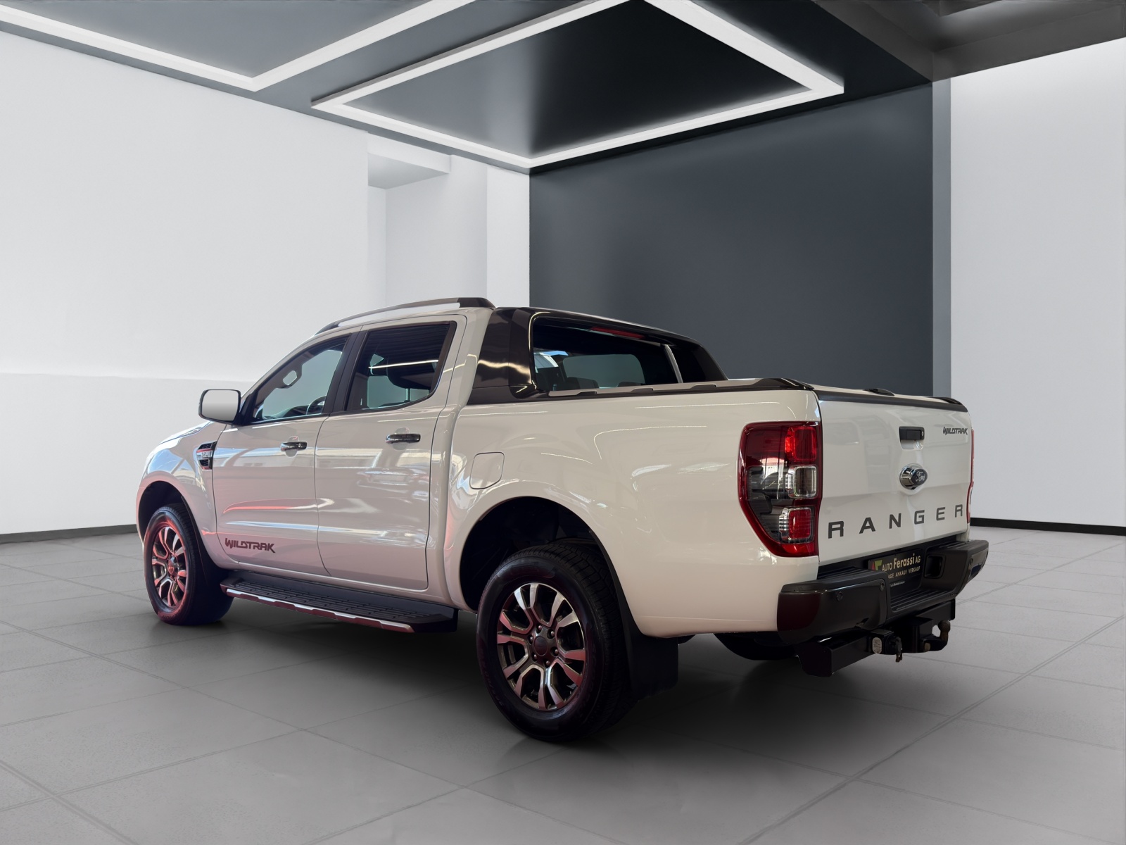 FORD Ranger Wildtrak 3.2 TDCi 4x4 A-showroom-element-3