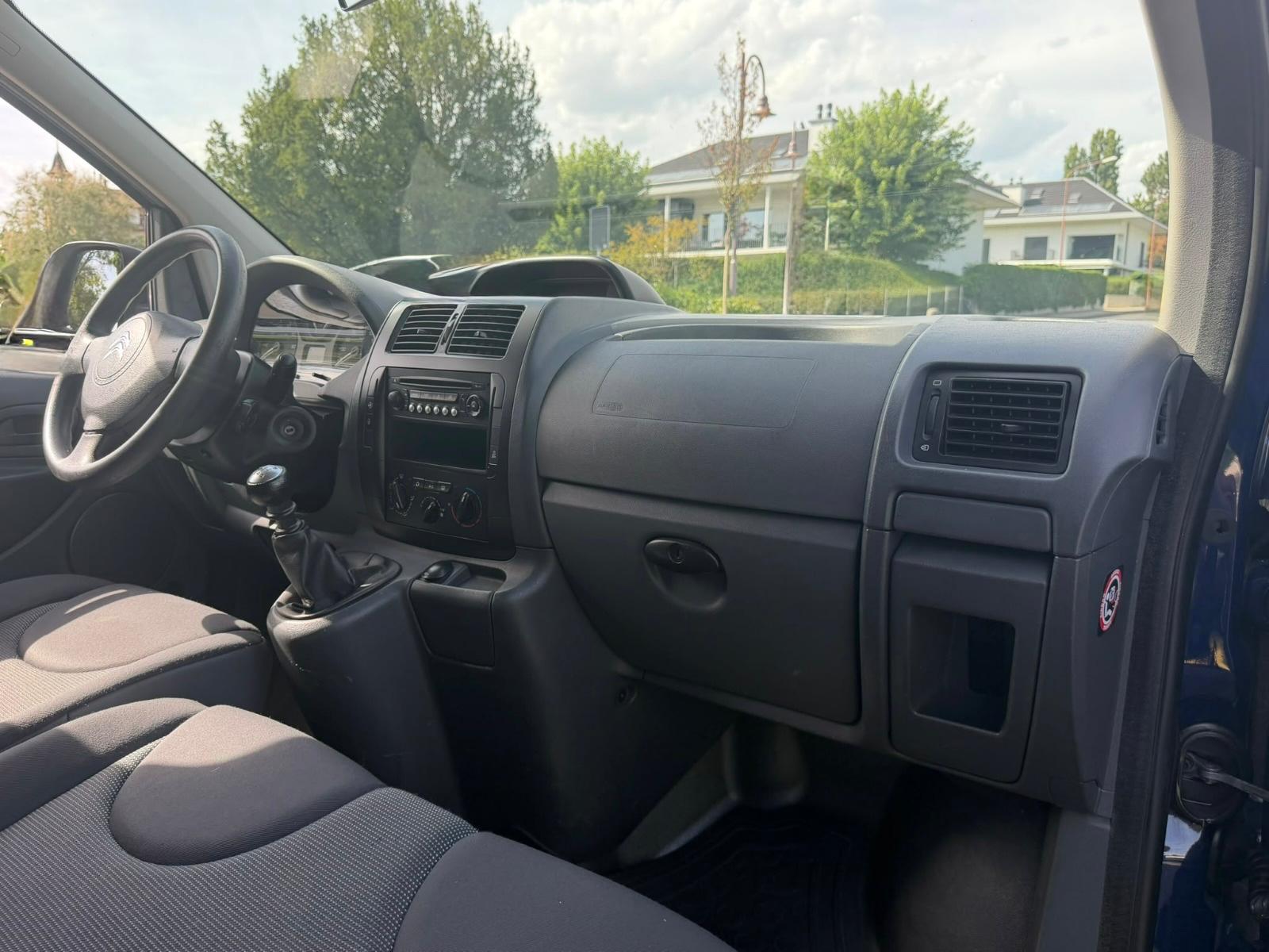 CITROEN Jumpy 2.0 HDi L2H1 Attraction-image-12