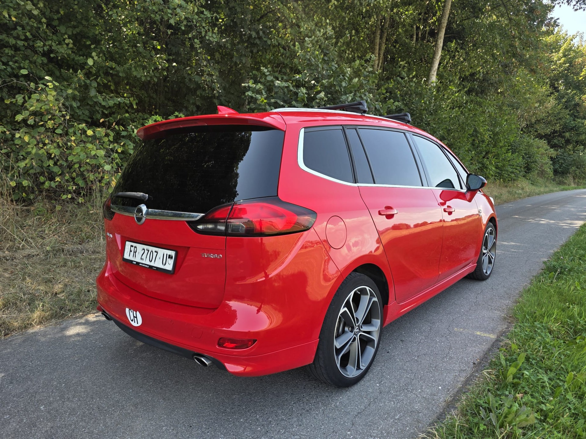 OPEL Zafira 1.6i 16V Turbo Excellence-showroom-element-1