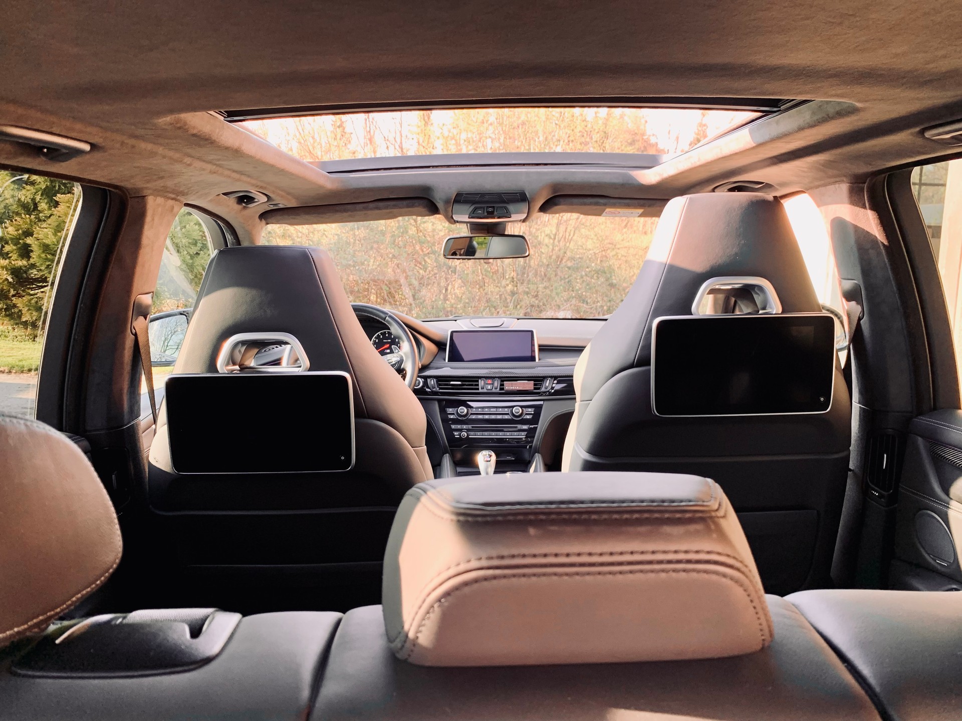 BMW X5M-image-8