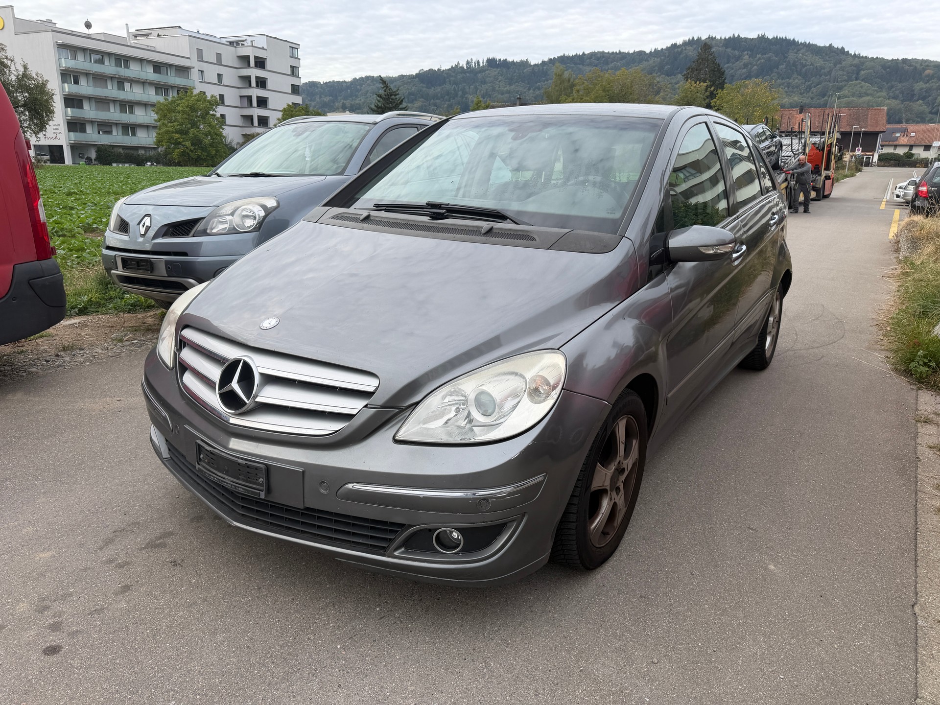 MERCEDES-BENZ B 170