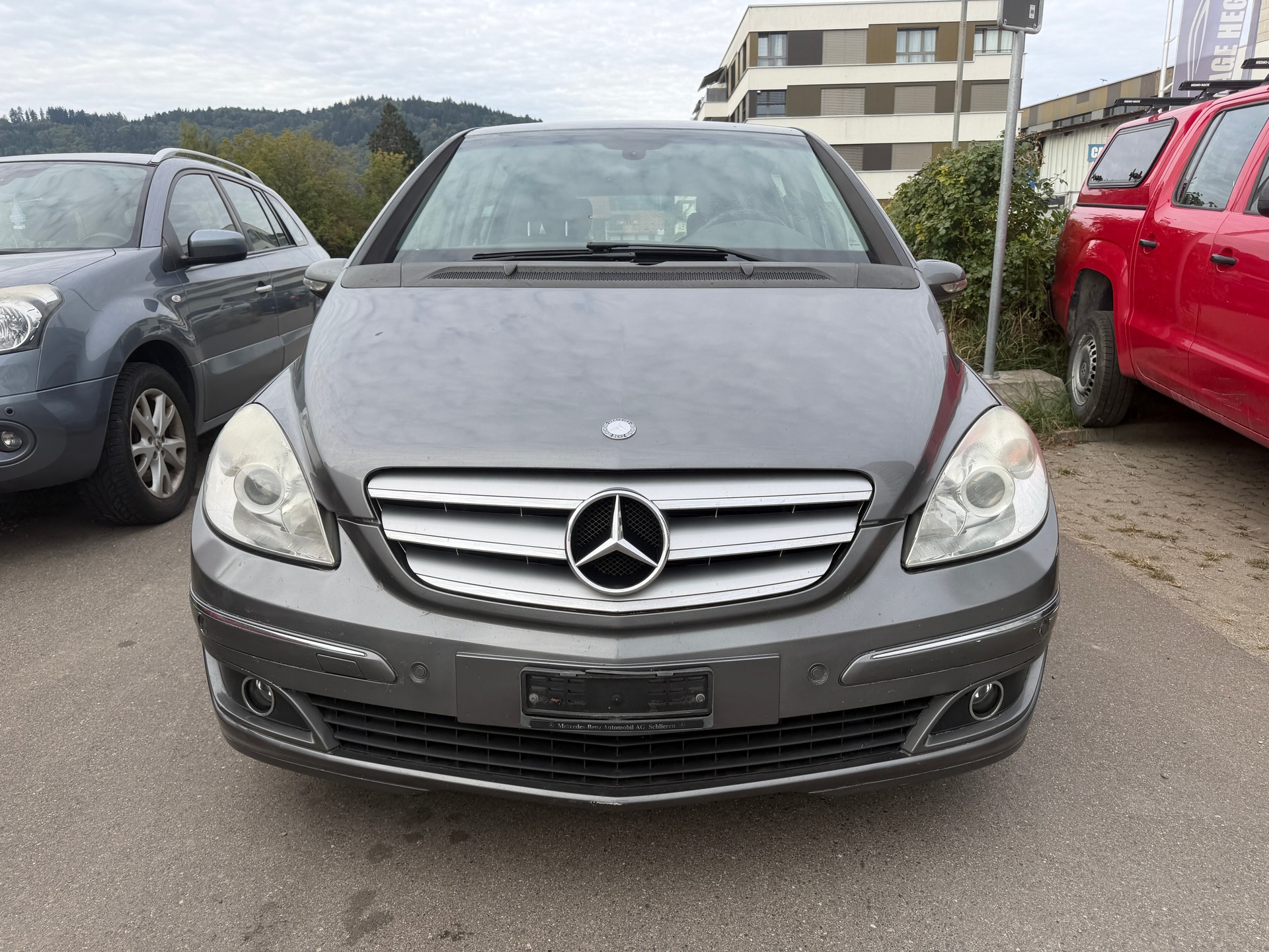 MERCEDES-BENZ B 170-showroom-element-2