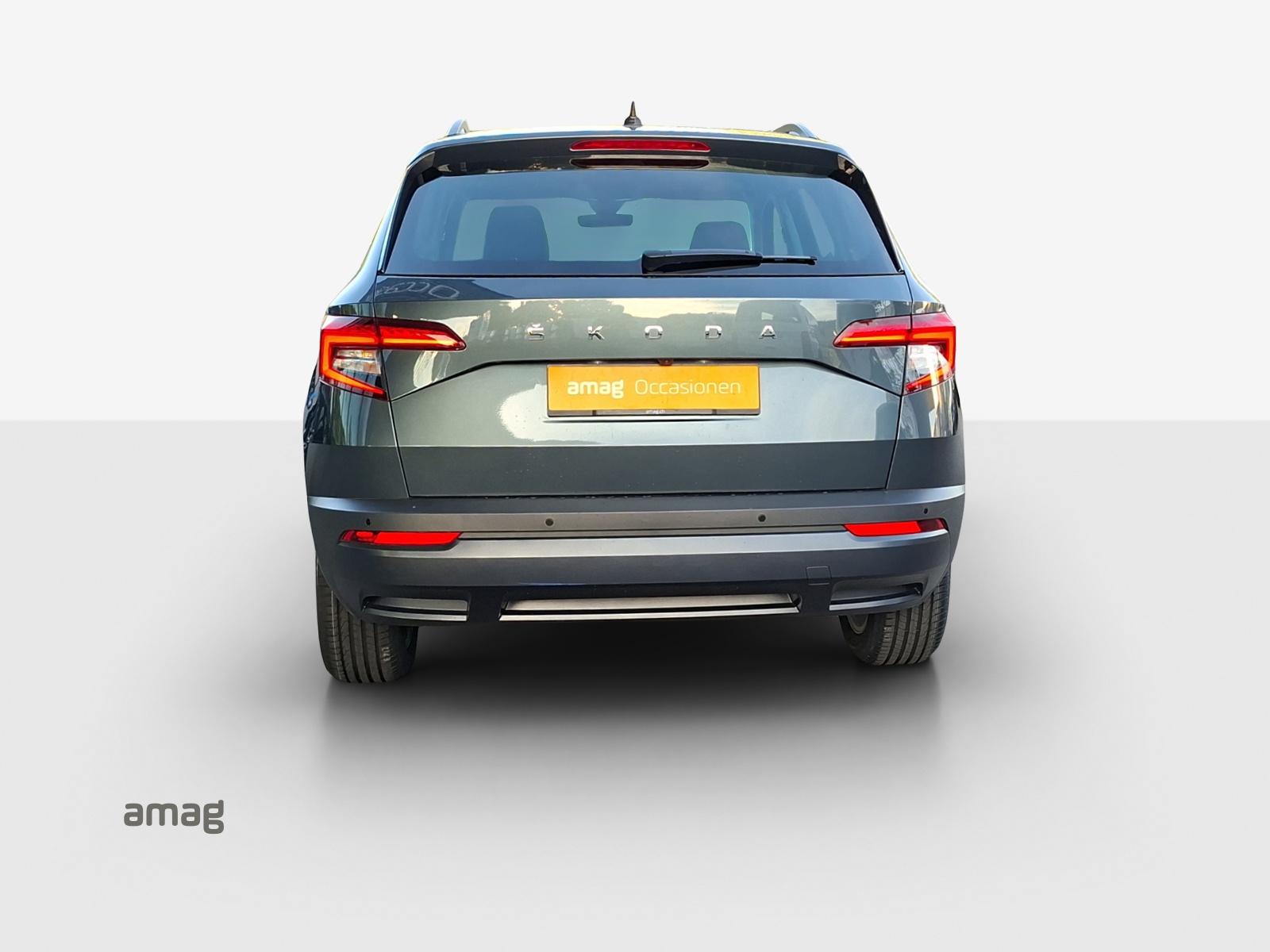 SKODA Karoq 1.5 TSI ACT Ambition DSG-showroom-element-3