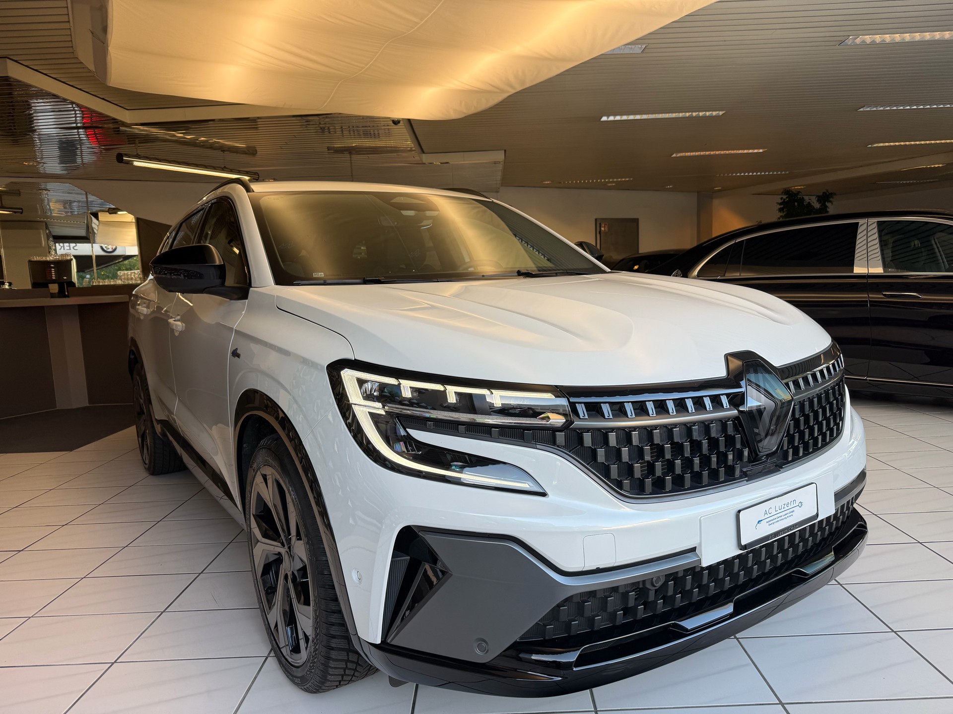 RENAULT Espace 1.2 E-Tech 200 Esprit Alpine 5-Sitze-showroom-element-3
