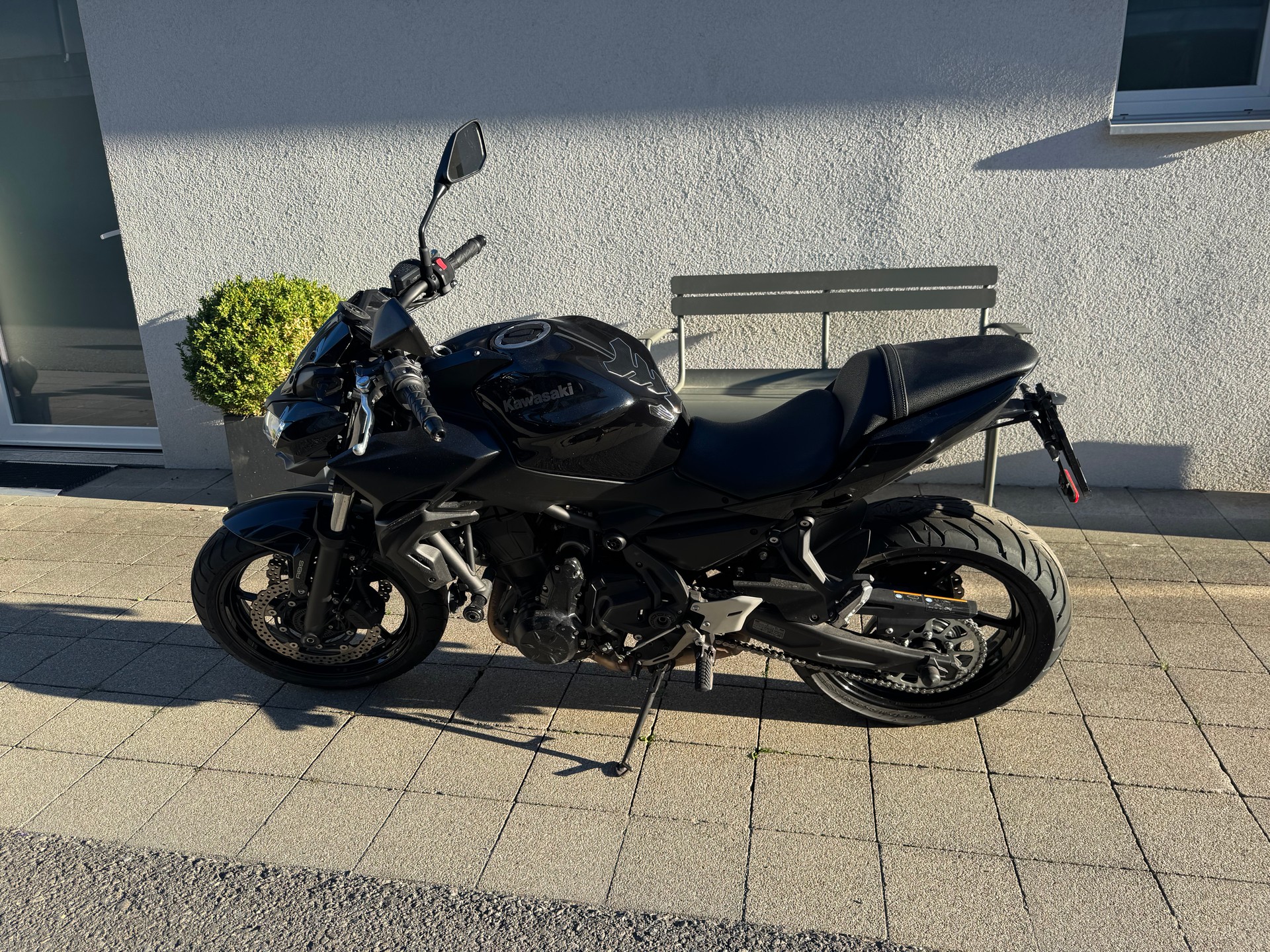 KAWASAKI Z 650 (35kW)-image-0