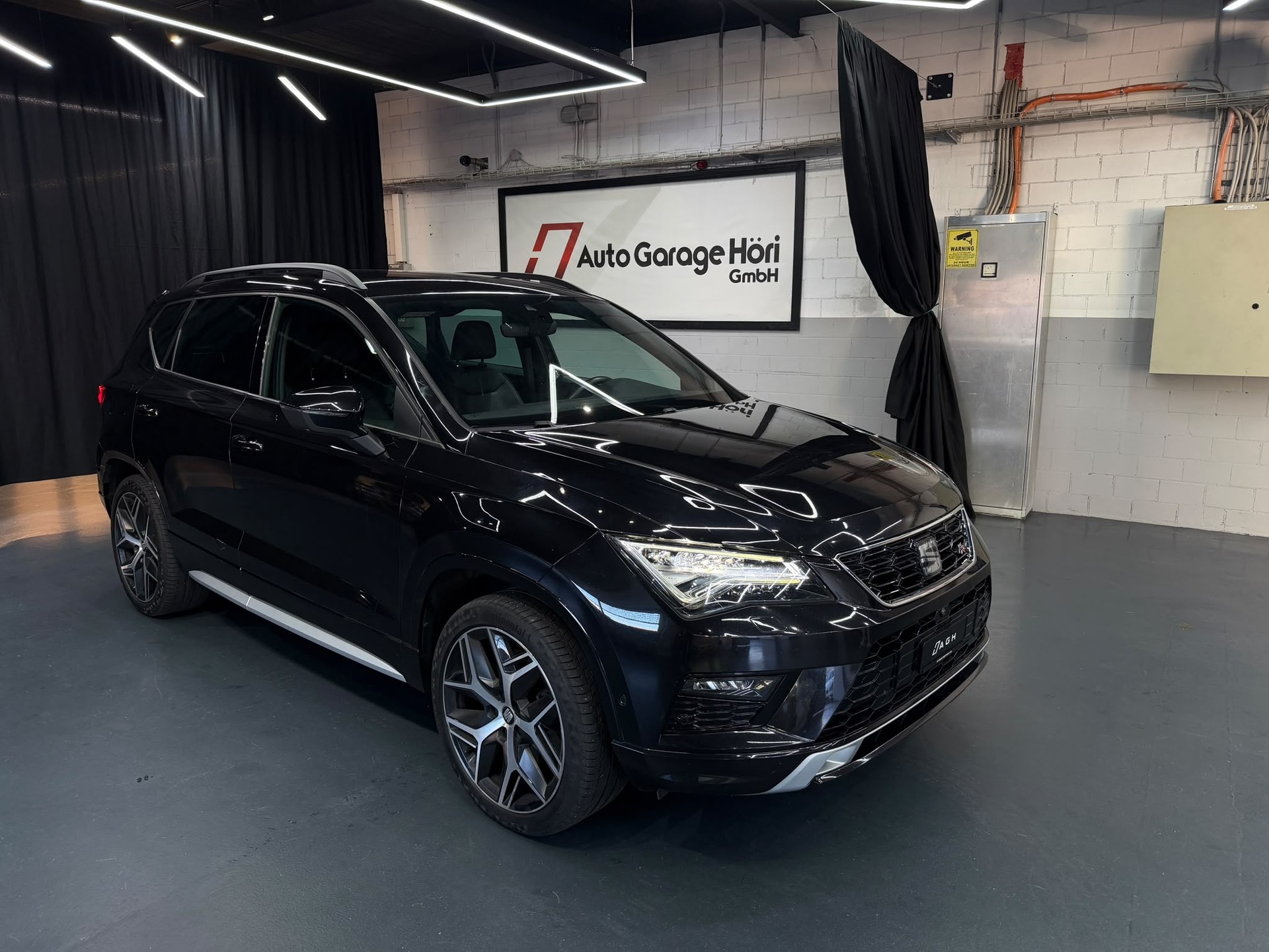 SEAT Ateca 2.0 TSI FR 4Drive DSG-showroom-element-2