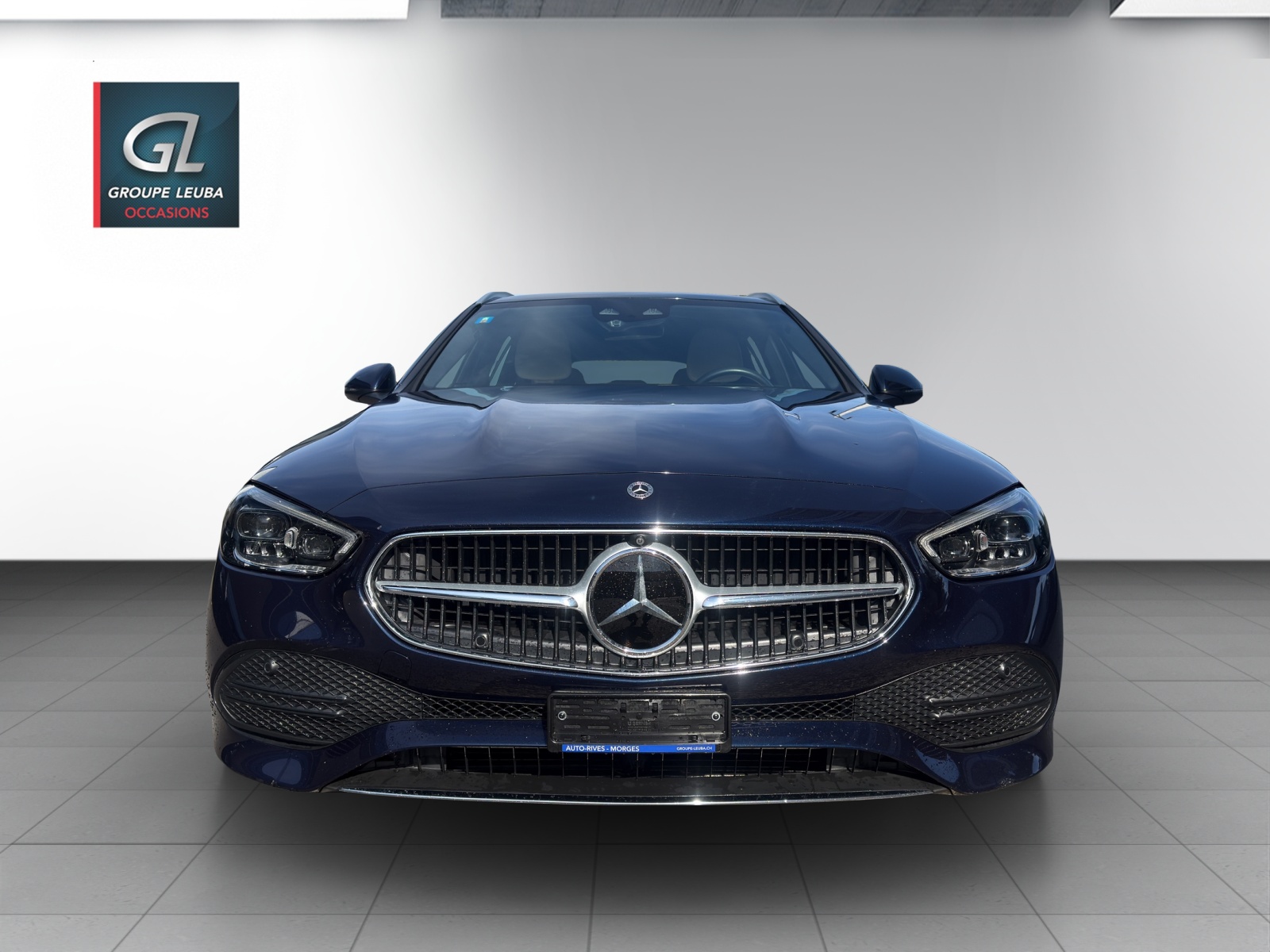 MERCEDES-BENZ C 220 d-showroom-element-1