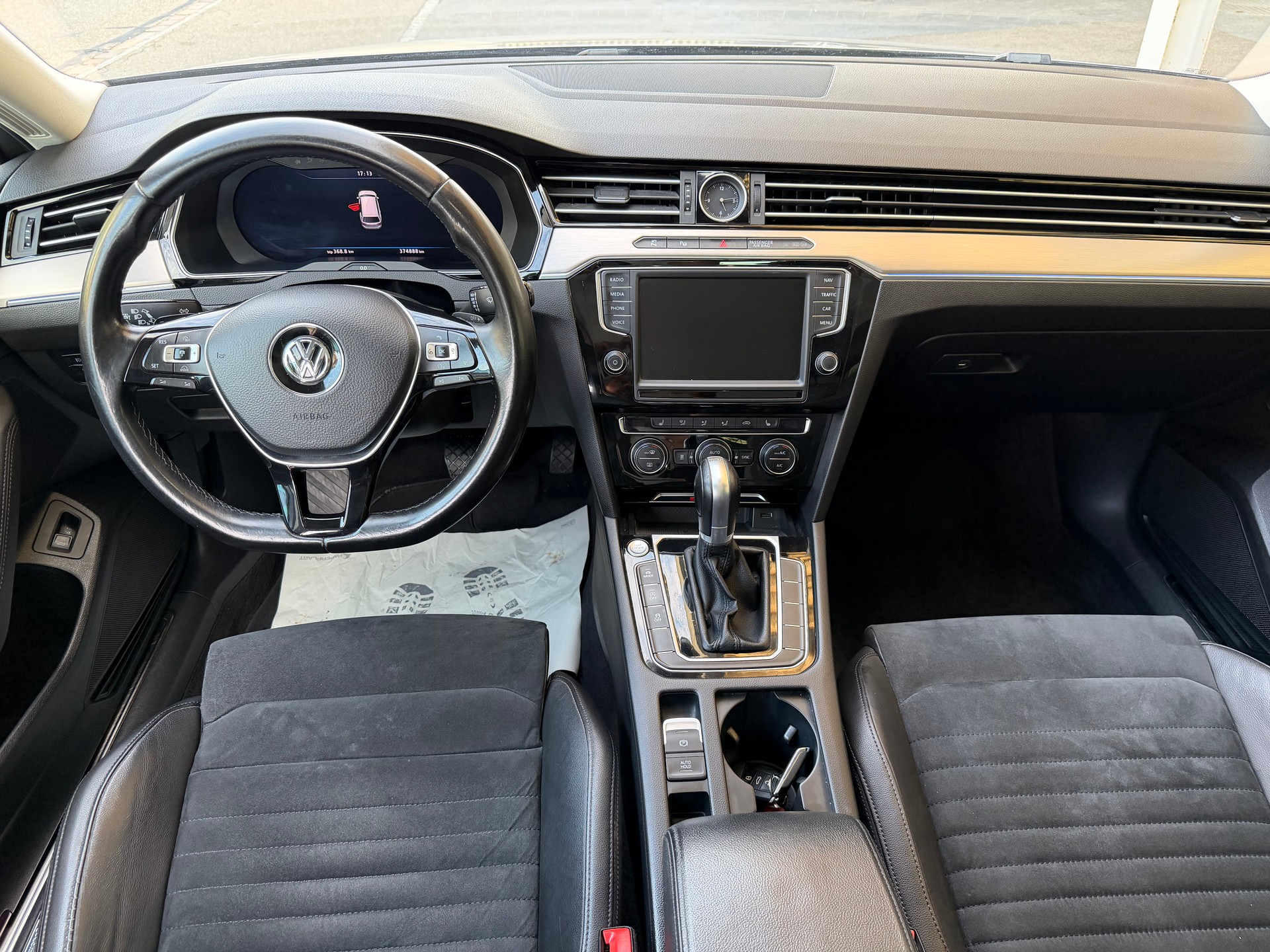 VW Passat Variant 2.0 TSI BMT Highline 4Motion DSG-image-10