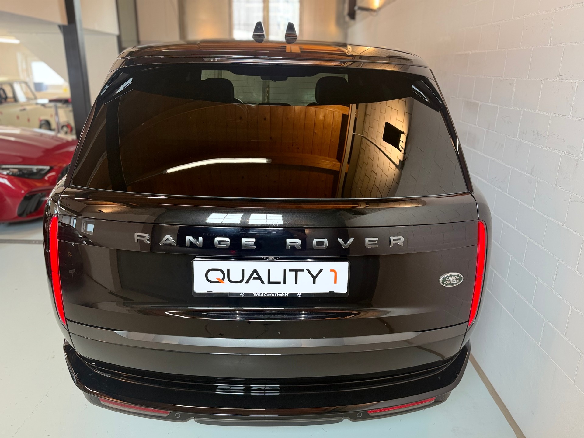 LAND ROVER Range Rover D300 3.0D I6 MHEV HSE Automatic-image-7