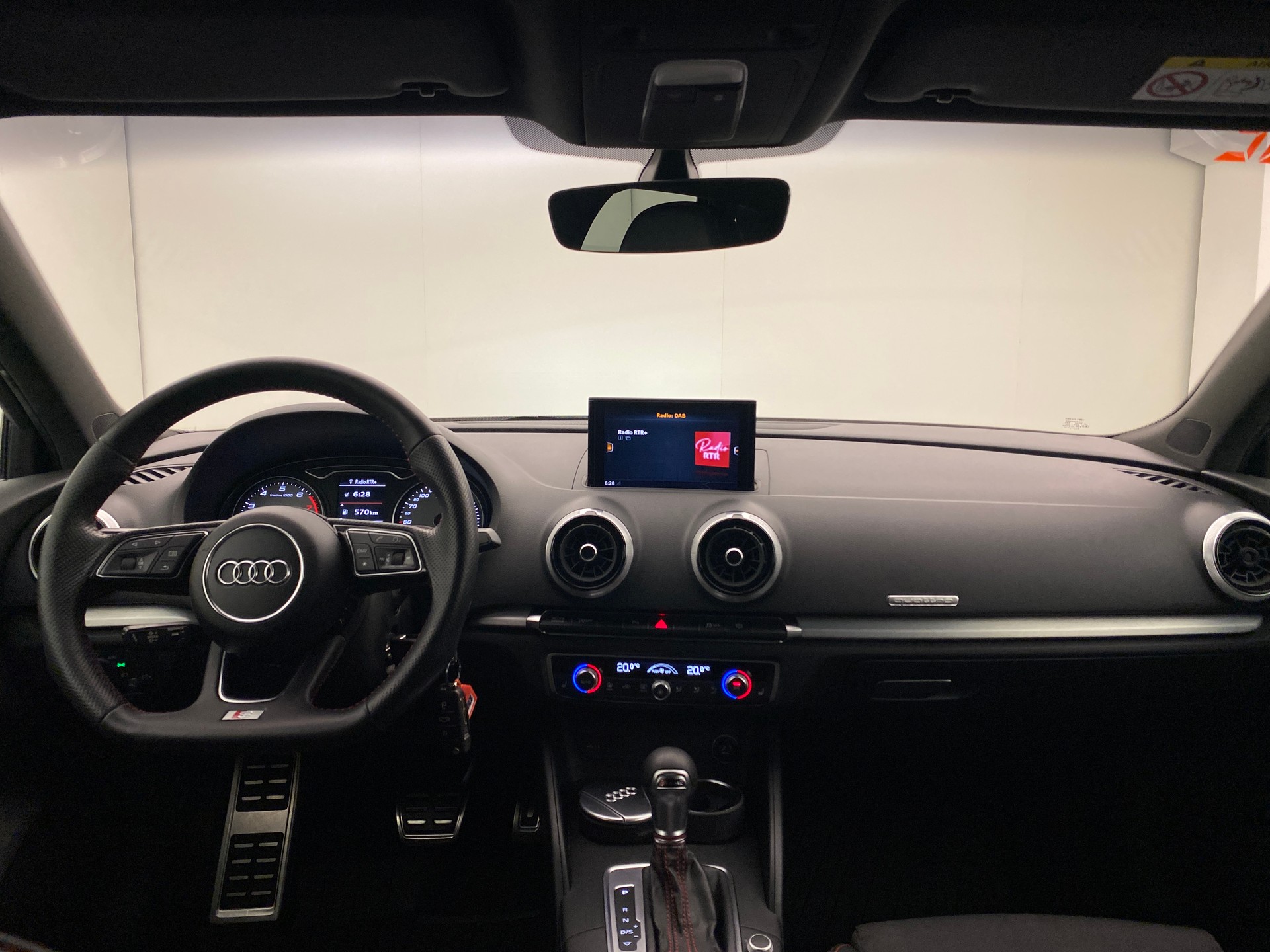 AUDI S3 2.0TFSI Quattro S-Tronic-image-7