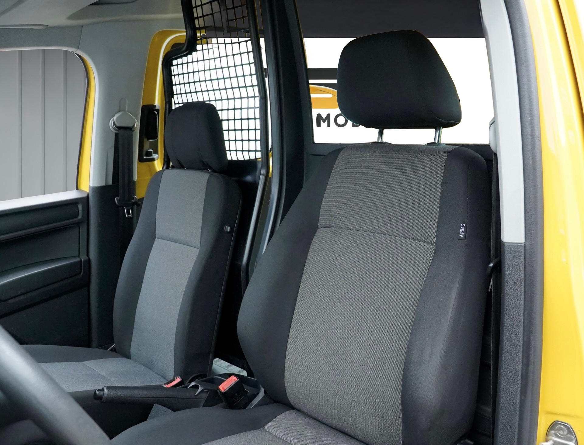 VW Caddy Max Kasten 2.0 TDI 4Matic-image-9