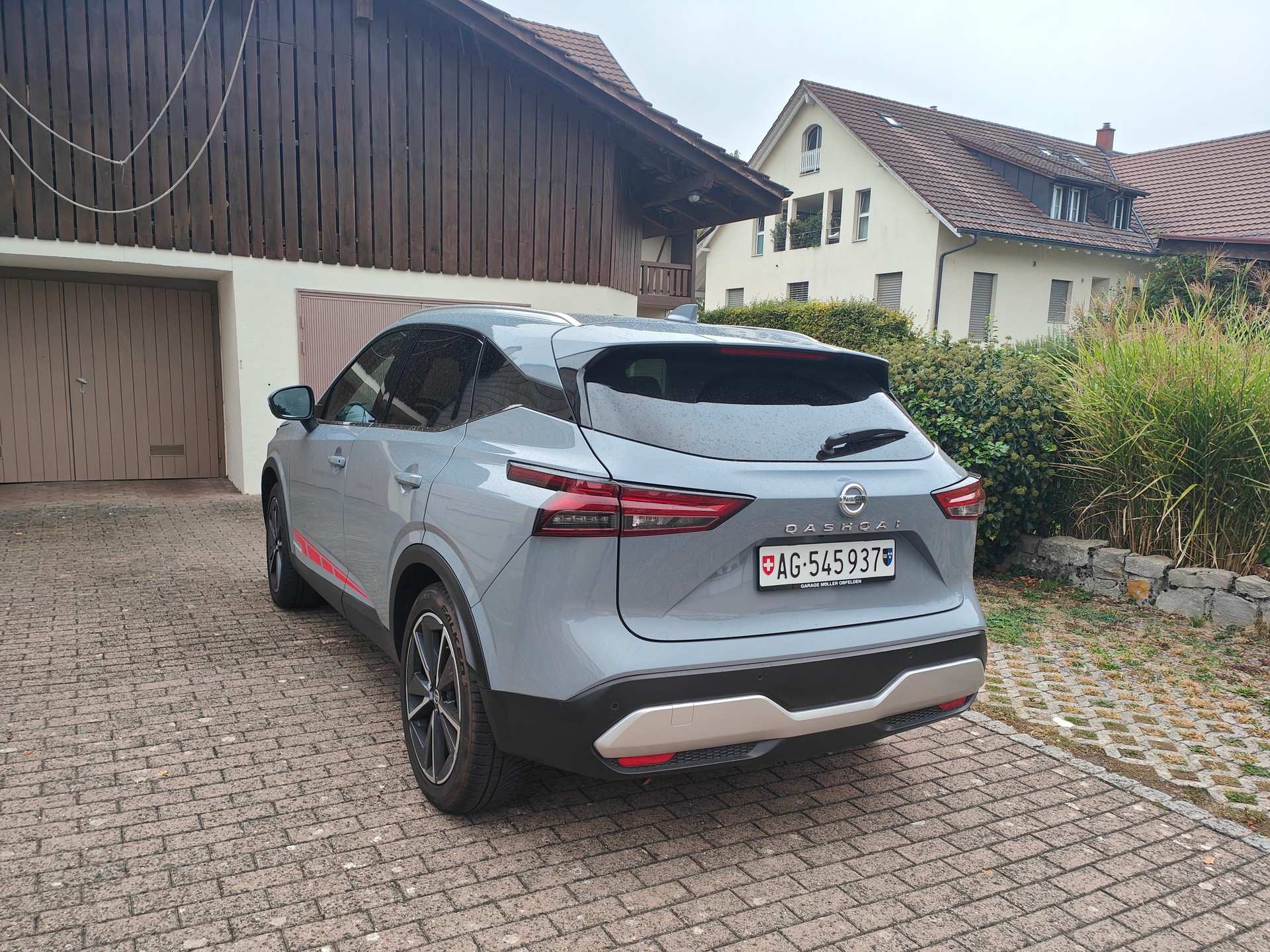 NISSAN QASHQAI 1.3 DIG-T Tekna+ 4x4-image-1