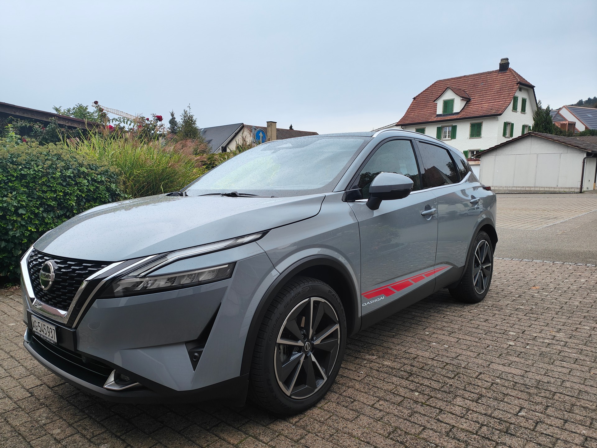 NISSAN QASHQAI 1.3 DIG-T Tekna+ 4x4