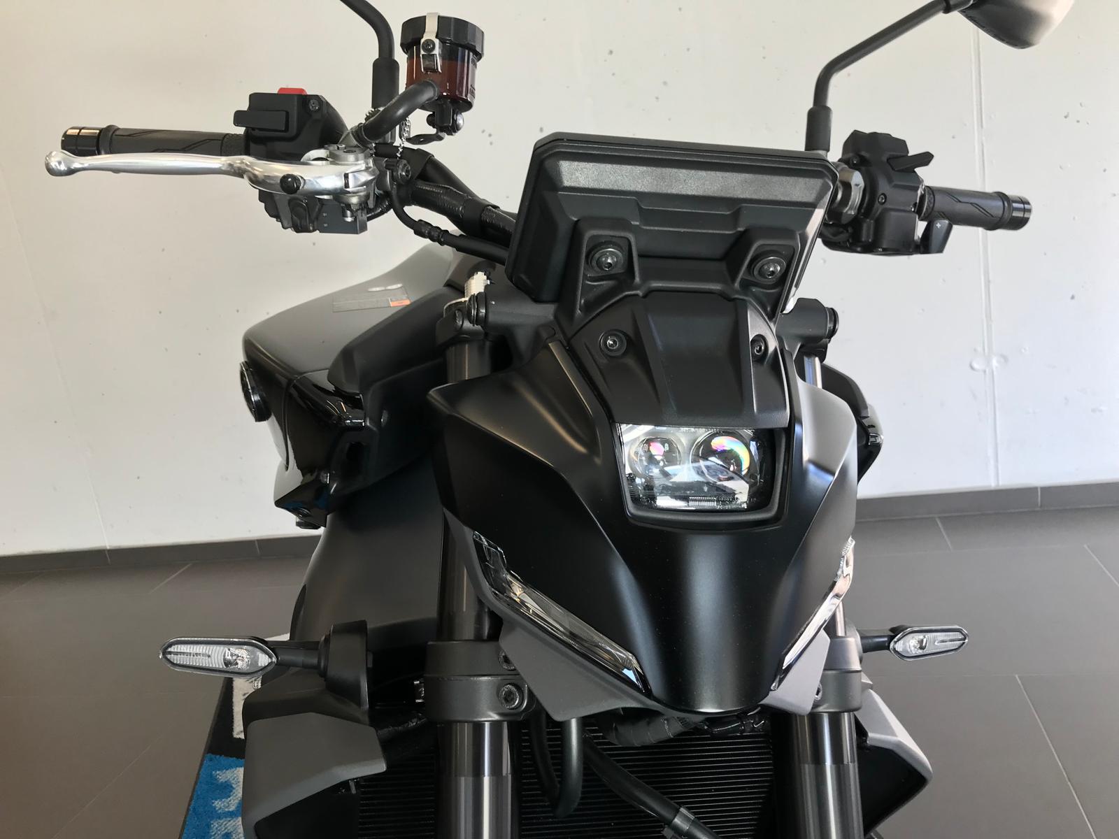 YAMAHA MT-09 Y-AMT (35kW)-image-4