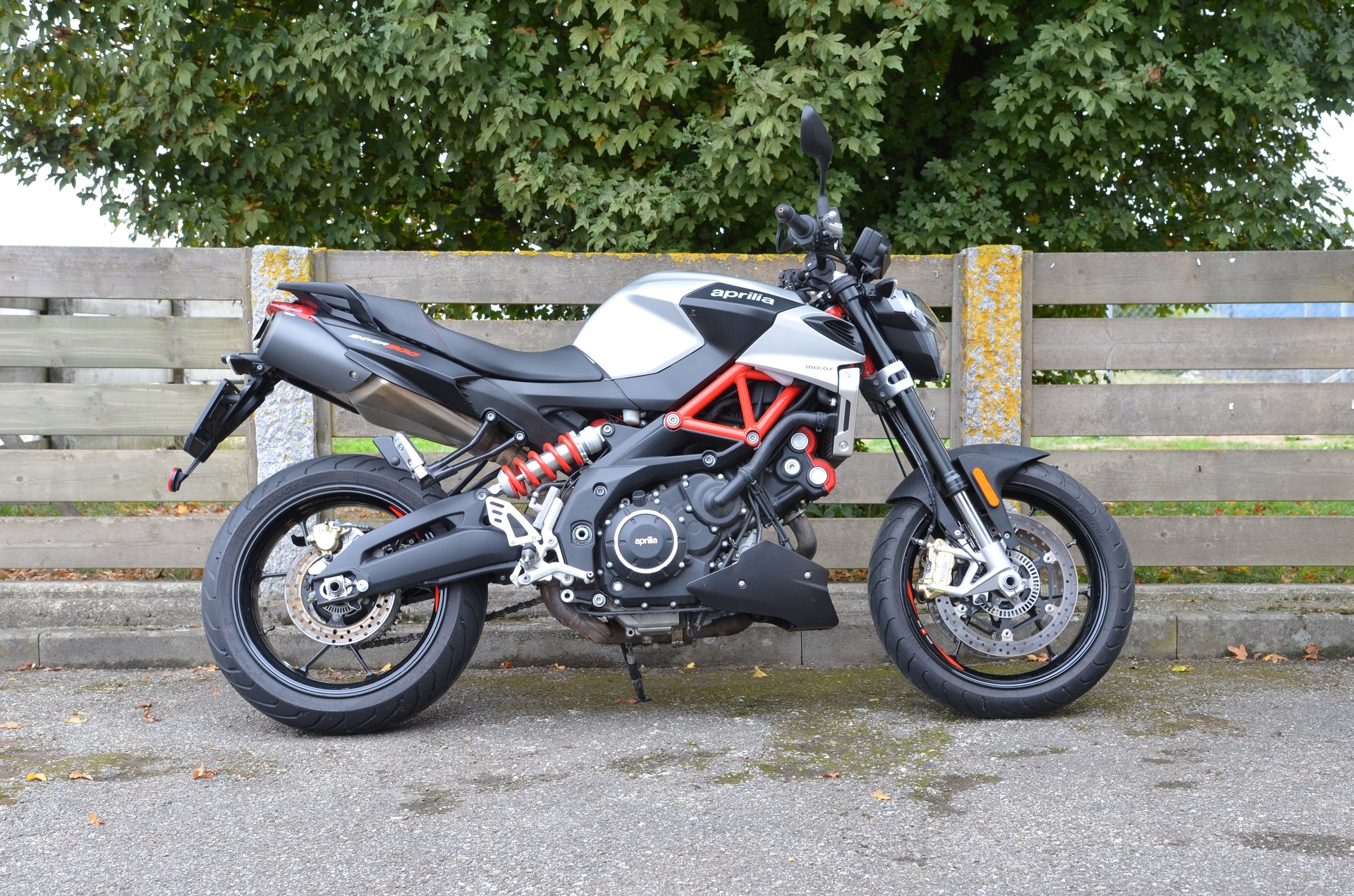 APRILIA SL 900 Shiver ABS-image-0