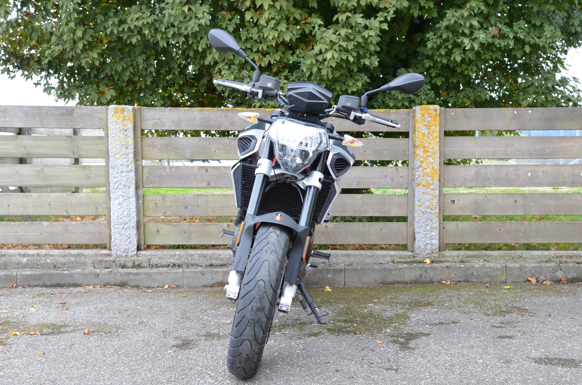 APRILIA SL 900 Shiver ABS-image-6
