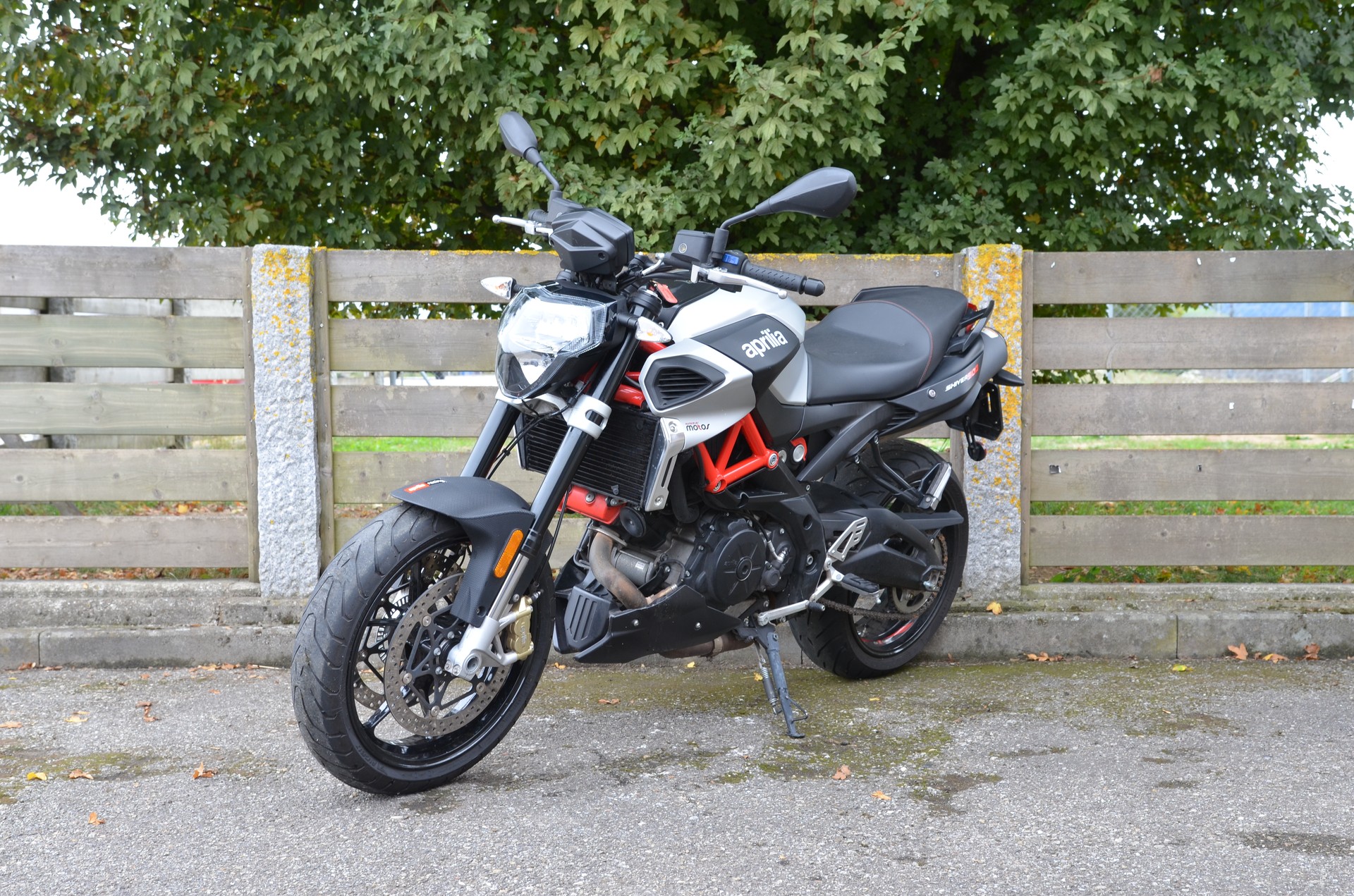 APRILIA SL 900 Shiver ABS-image-4