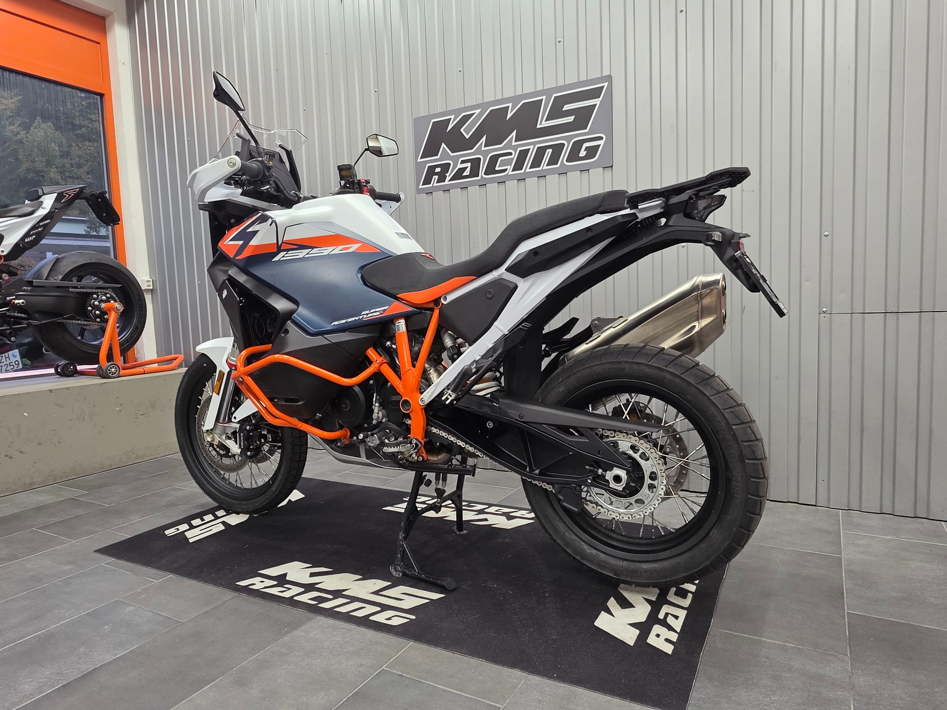 KTM 1390 Super Adventure R-image-2