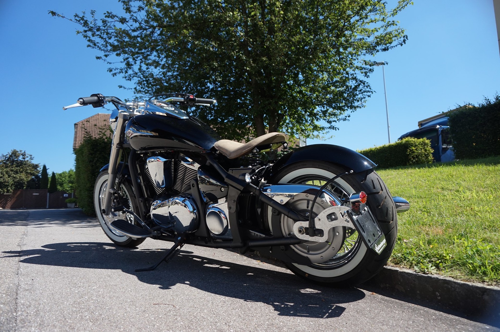 KAWASAKI VN 900 Bobber-image-2