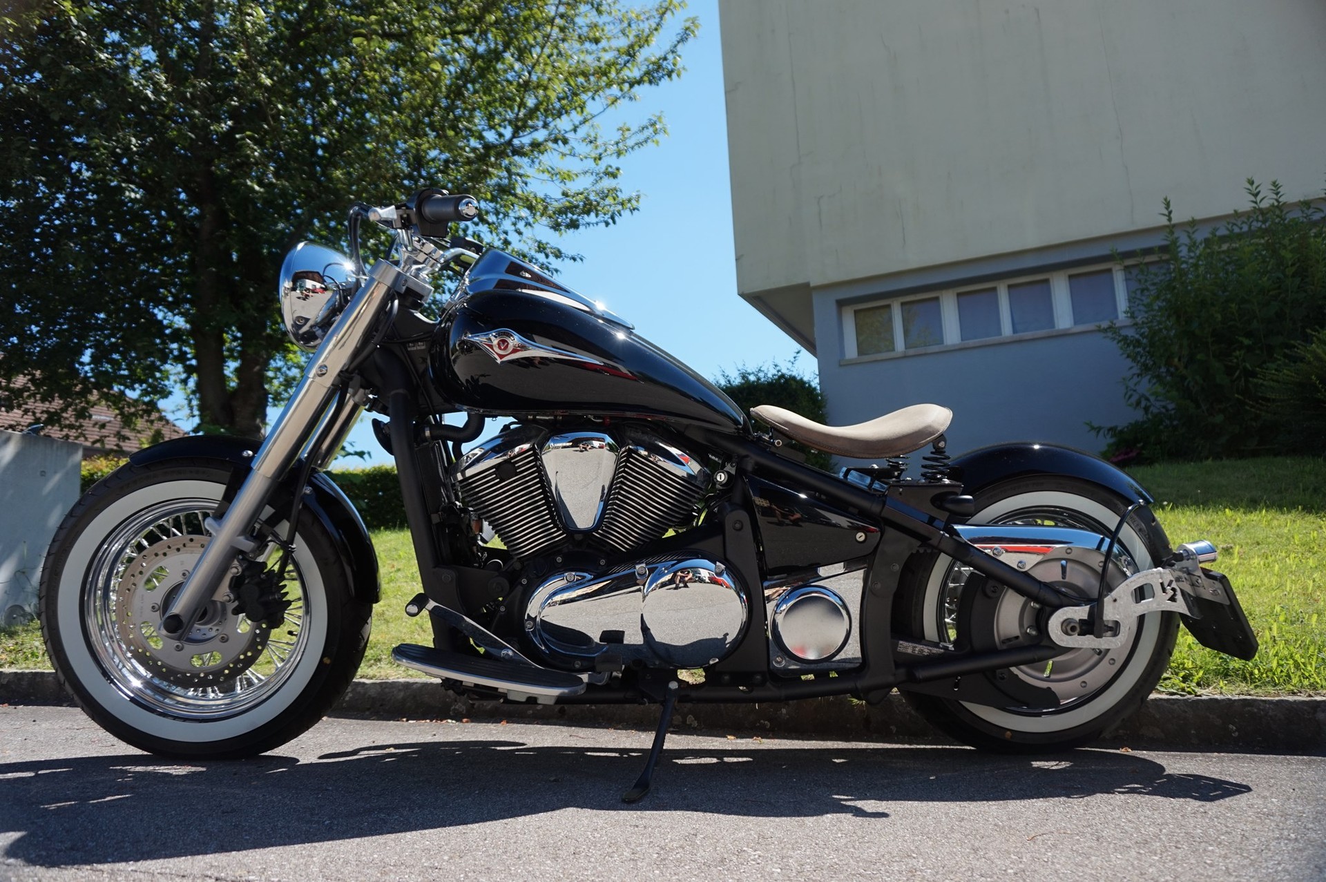 KAWASAKI VN 900 Bobber-image-3