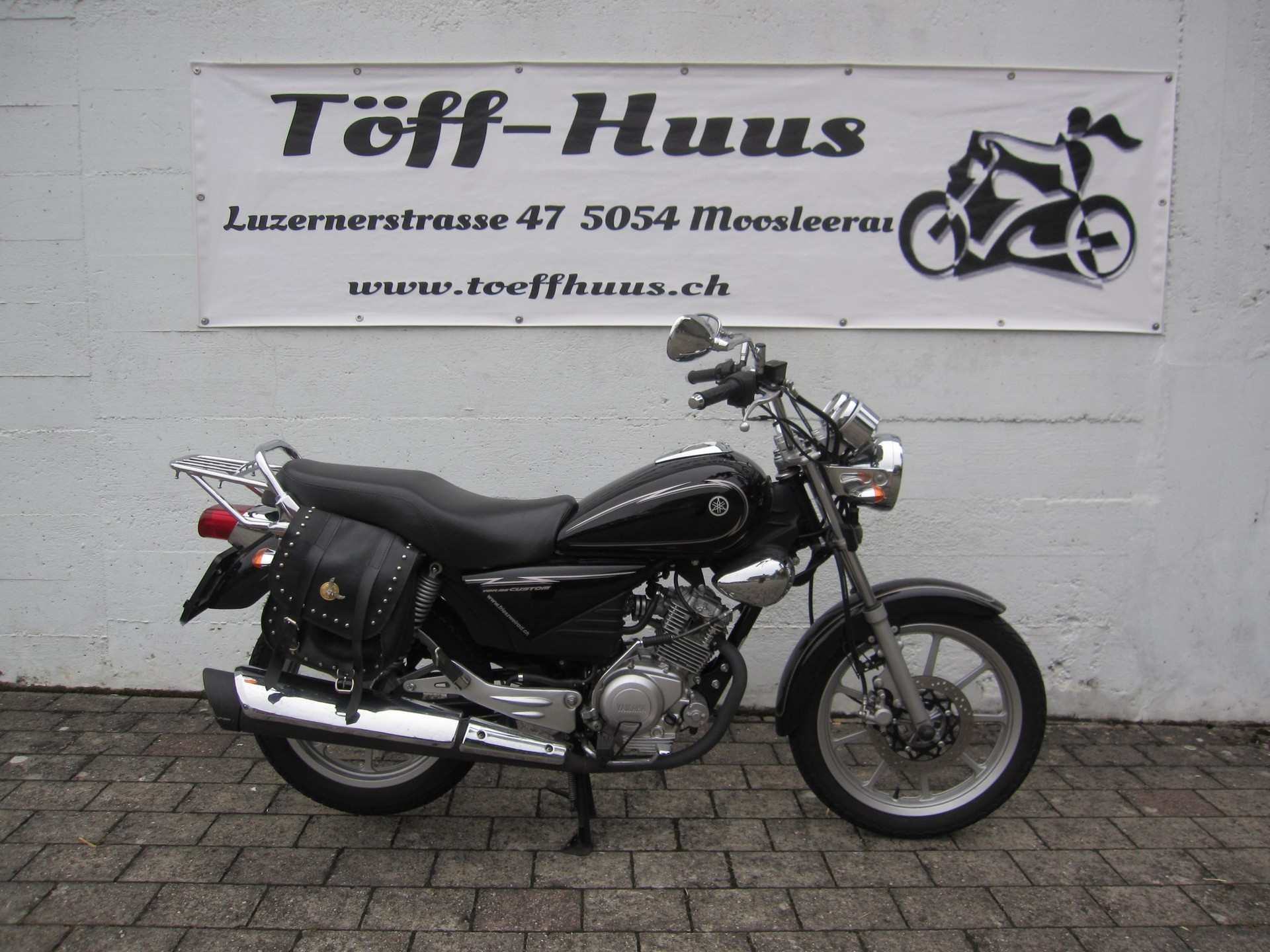 YAMAHA YBR 125 Custom