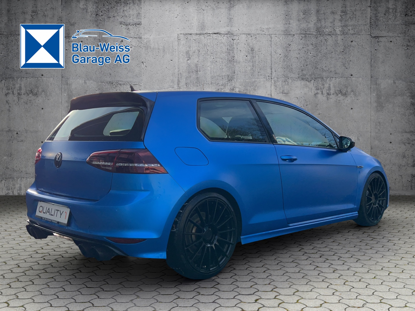 VW Golf 2.0 TSI R 4Motion DSG-image-4