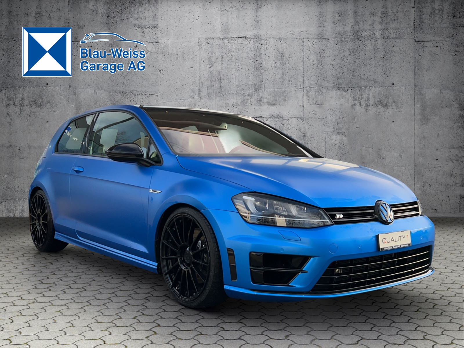 VW Golf 2.0 TSI R 4Motion DSG-showroom-element-2