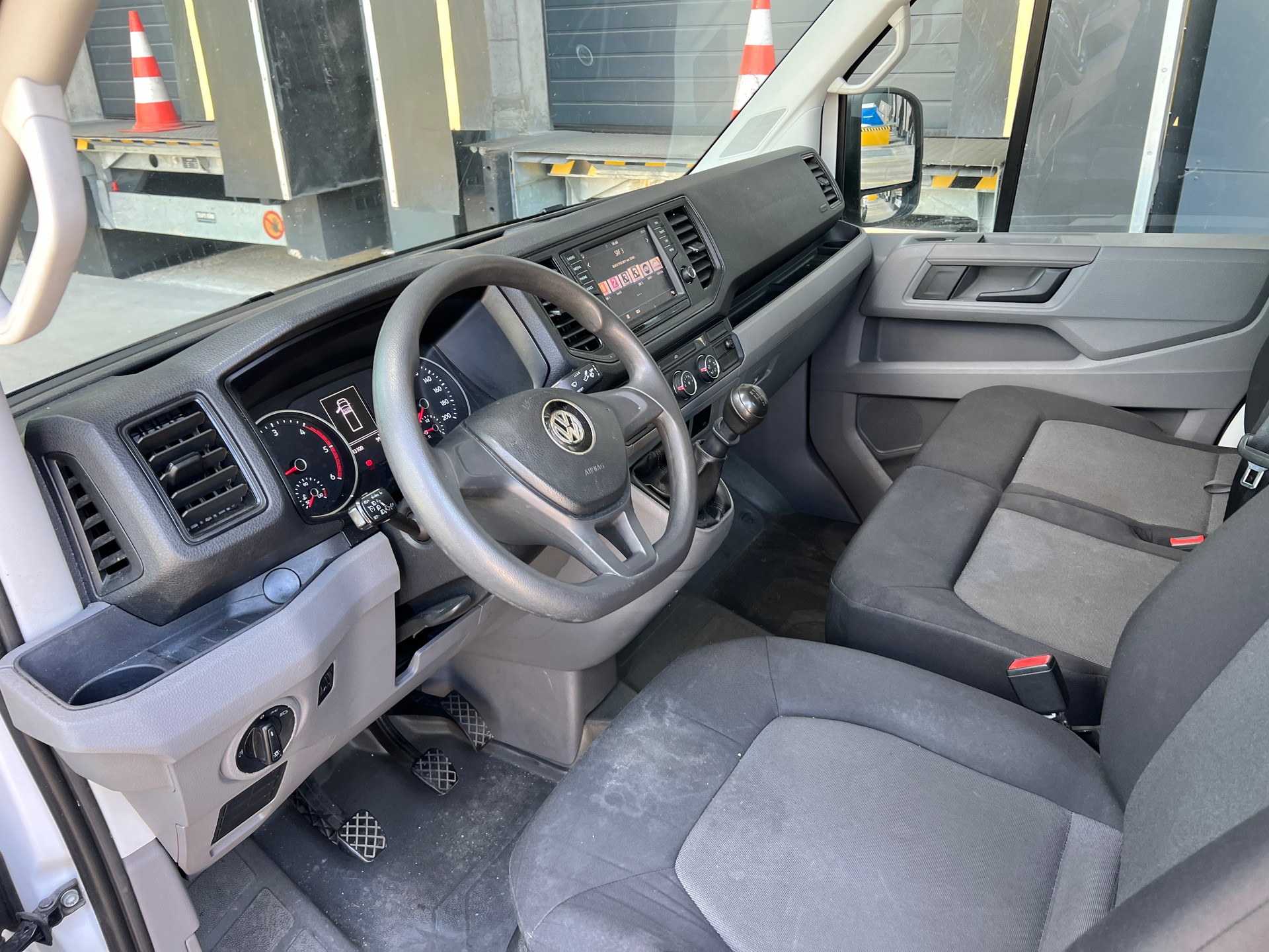 VW Crafter 35 2.0 BiTDI Entry L3-image-9