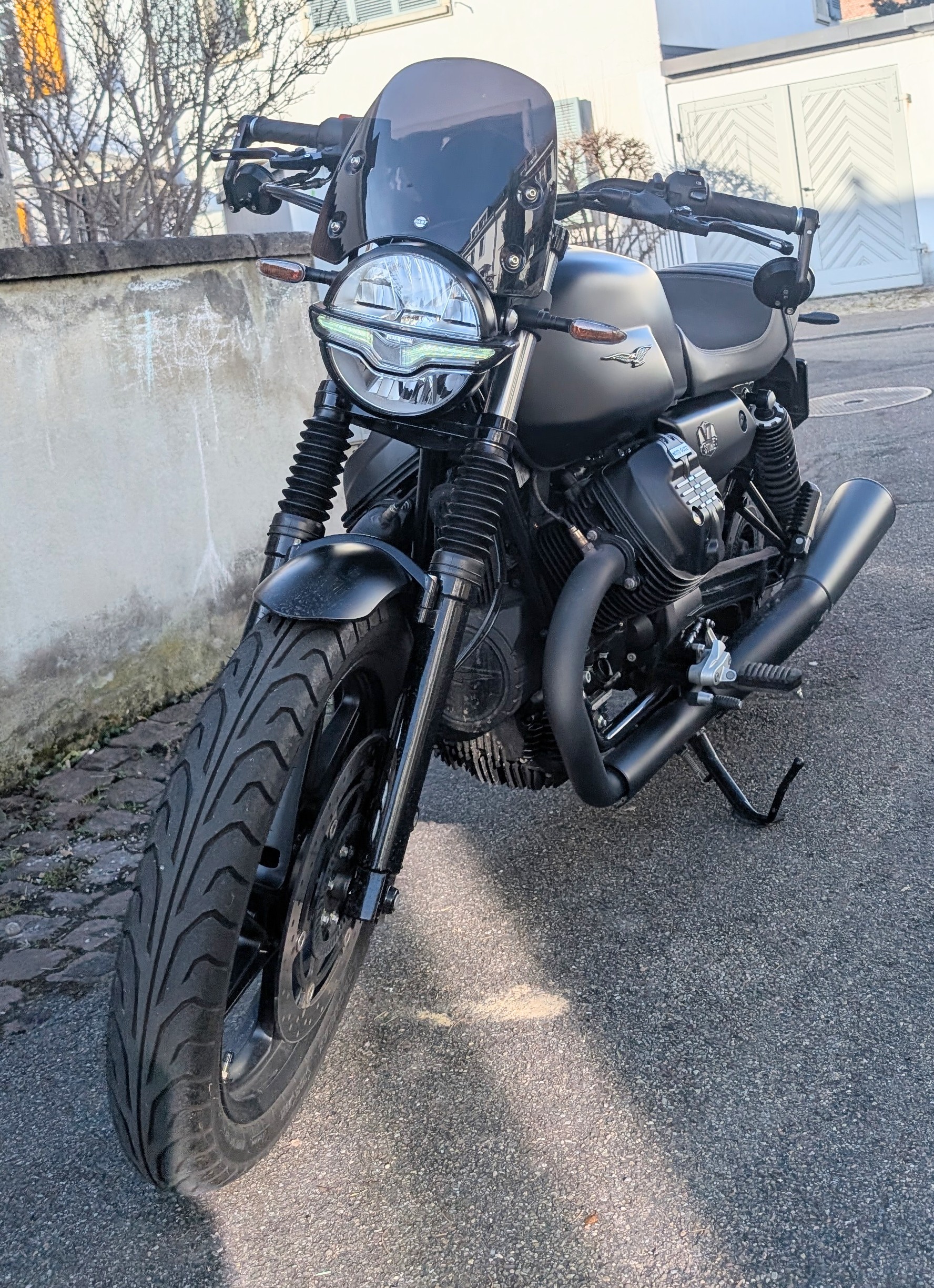 MOTO GUZZI Moto Guzzi V7 850 Stone ABS – nur 3’940 km – Top Zustand-image-2