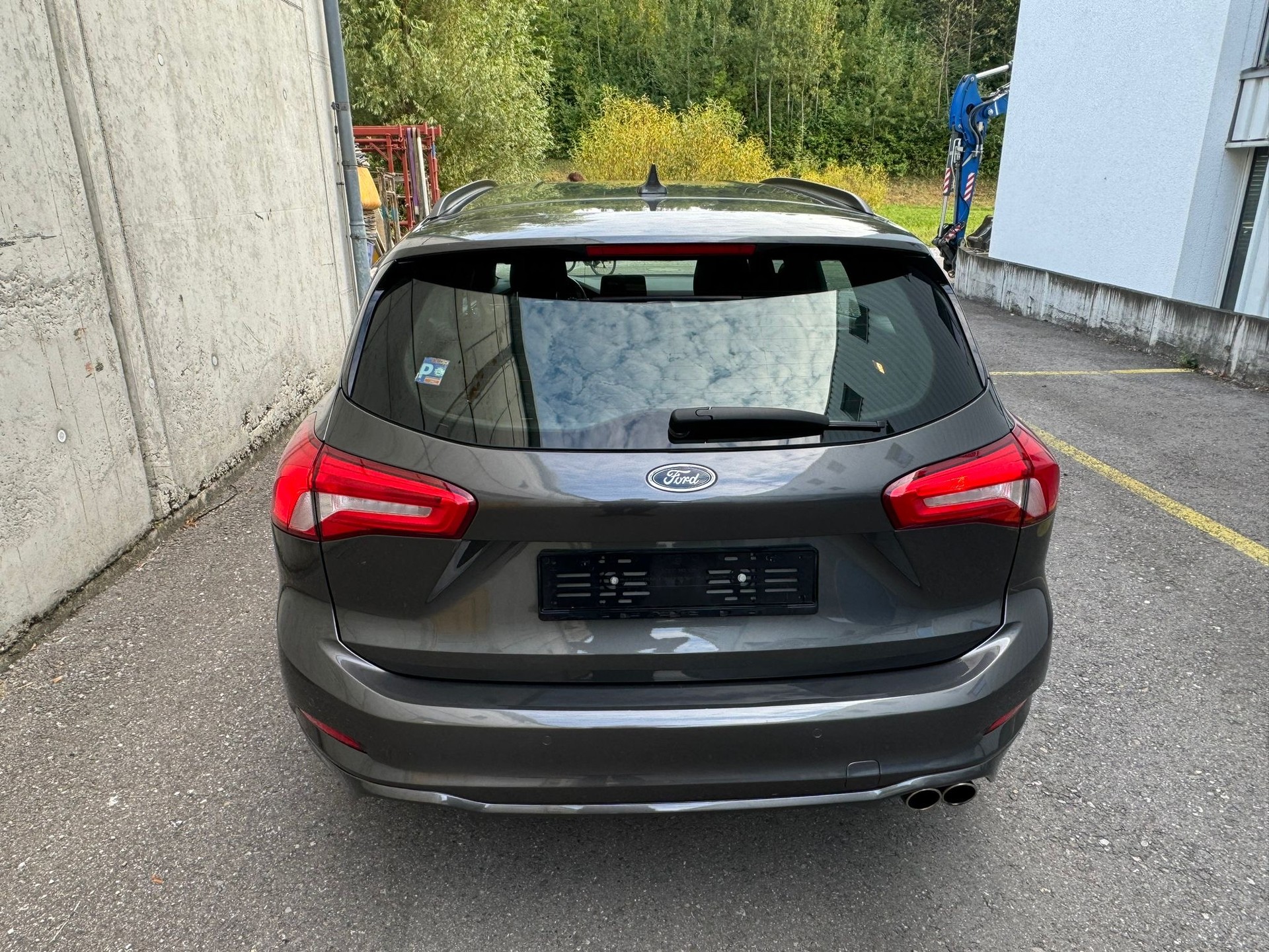 FORD Focus 1.5 TDCi ST Line Automatic-image-10