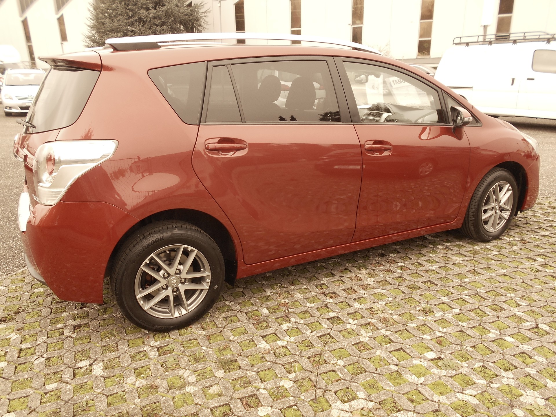 TOYOTA Verso 1.8 Trend Multidrive AUTOMAT-image-1