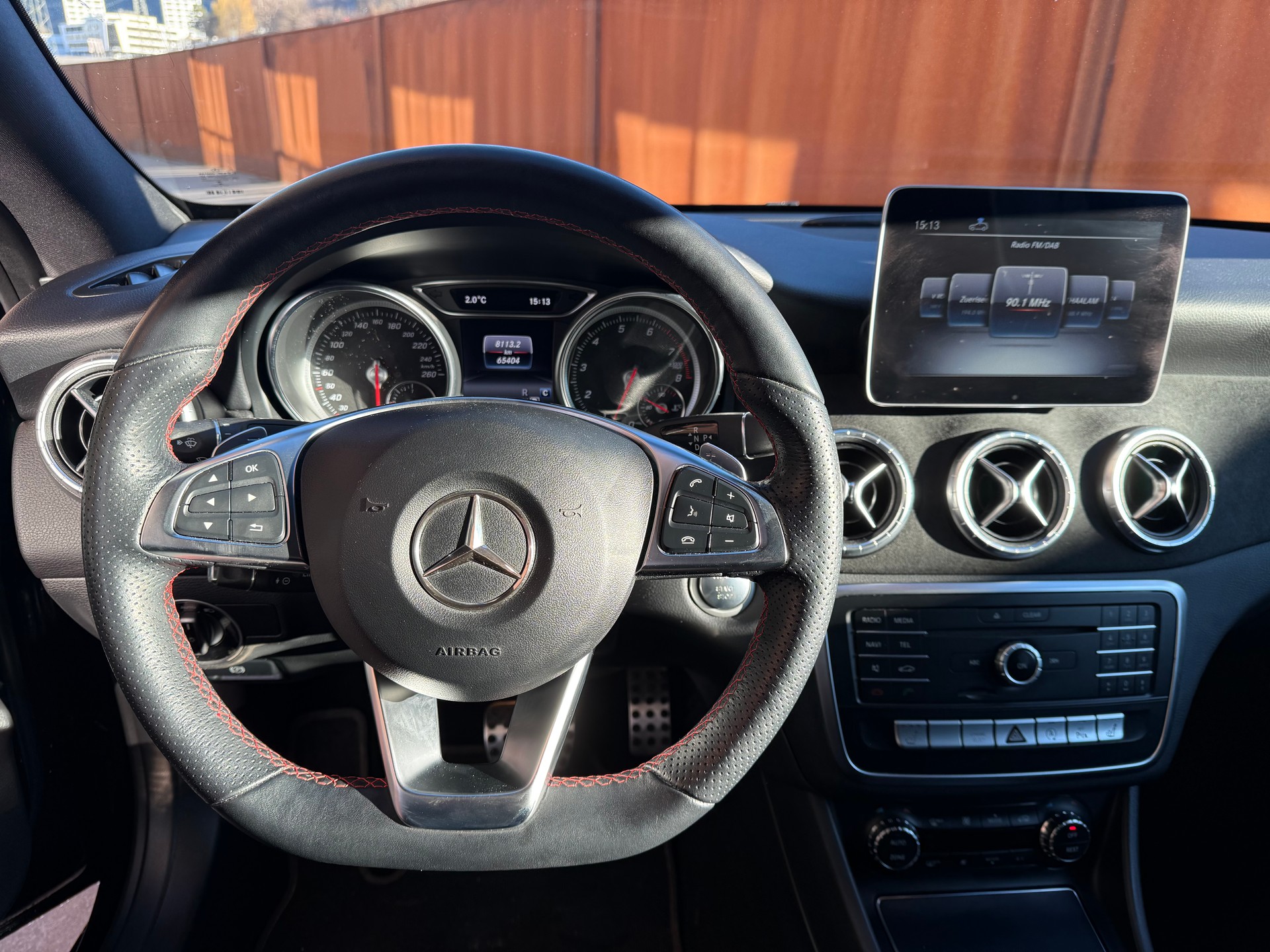 MERCEDES-BENZ CLA 250 AMG Line 7G-DCT 4Matic-image-9