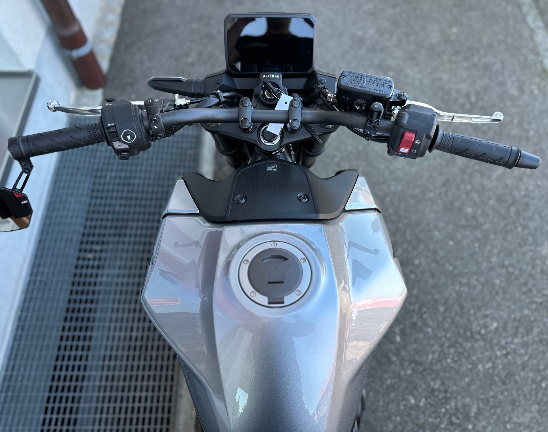 HONDA CB 750 Hornet-image-8