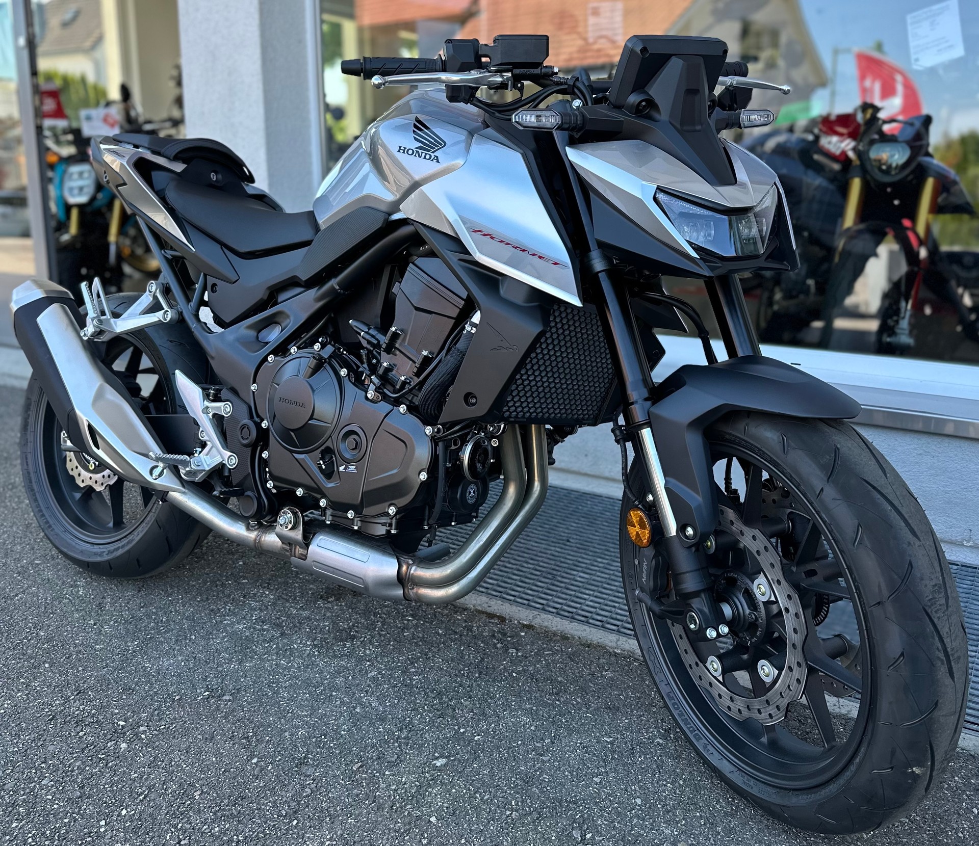 HONDA CB 750 Hornet-image-2