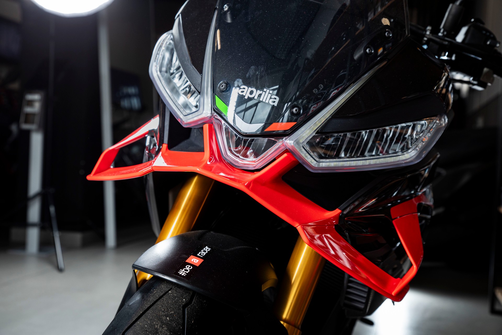 APRILIA V4 Factory-image-11