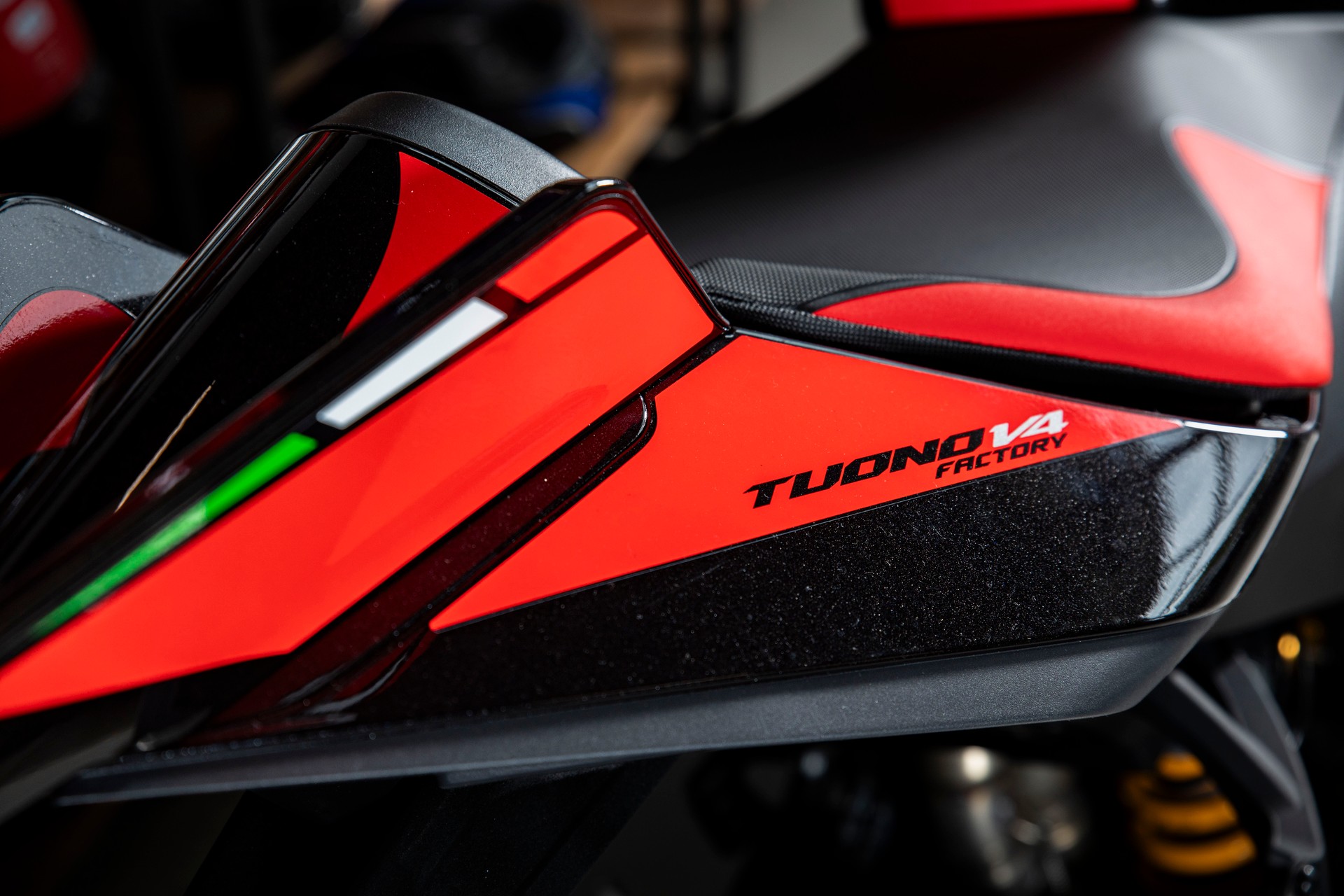 APRILIA V4 Factory-image-8
