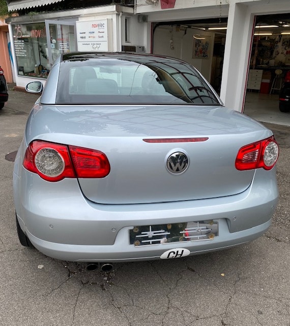 VW Eos 2.0 FSI Turbo-image-3