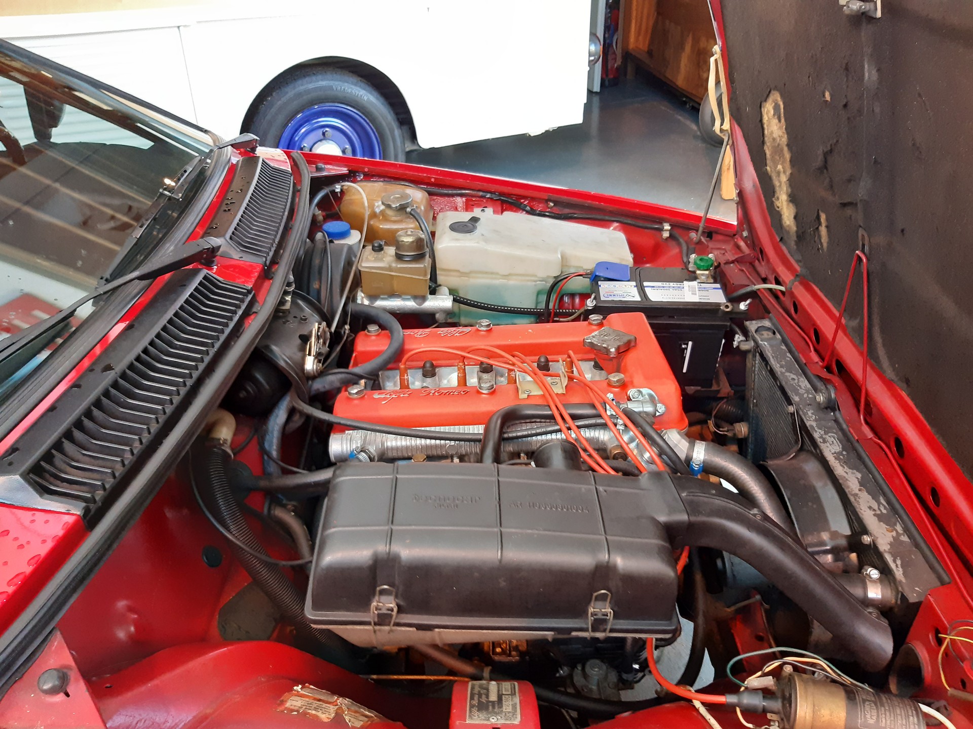 ALFA ROMEO GTV 2.0 L-image-11