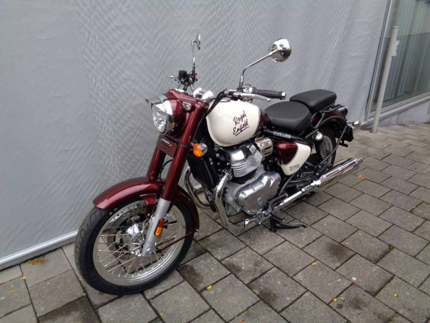 ROYAL ENFIELD CLASSIC 650-image-1