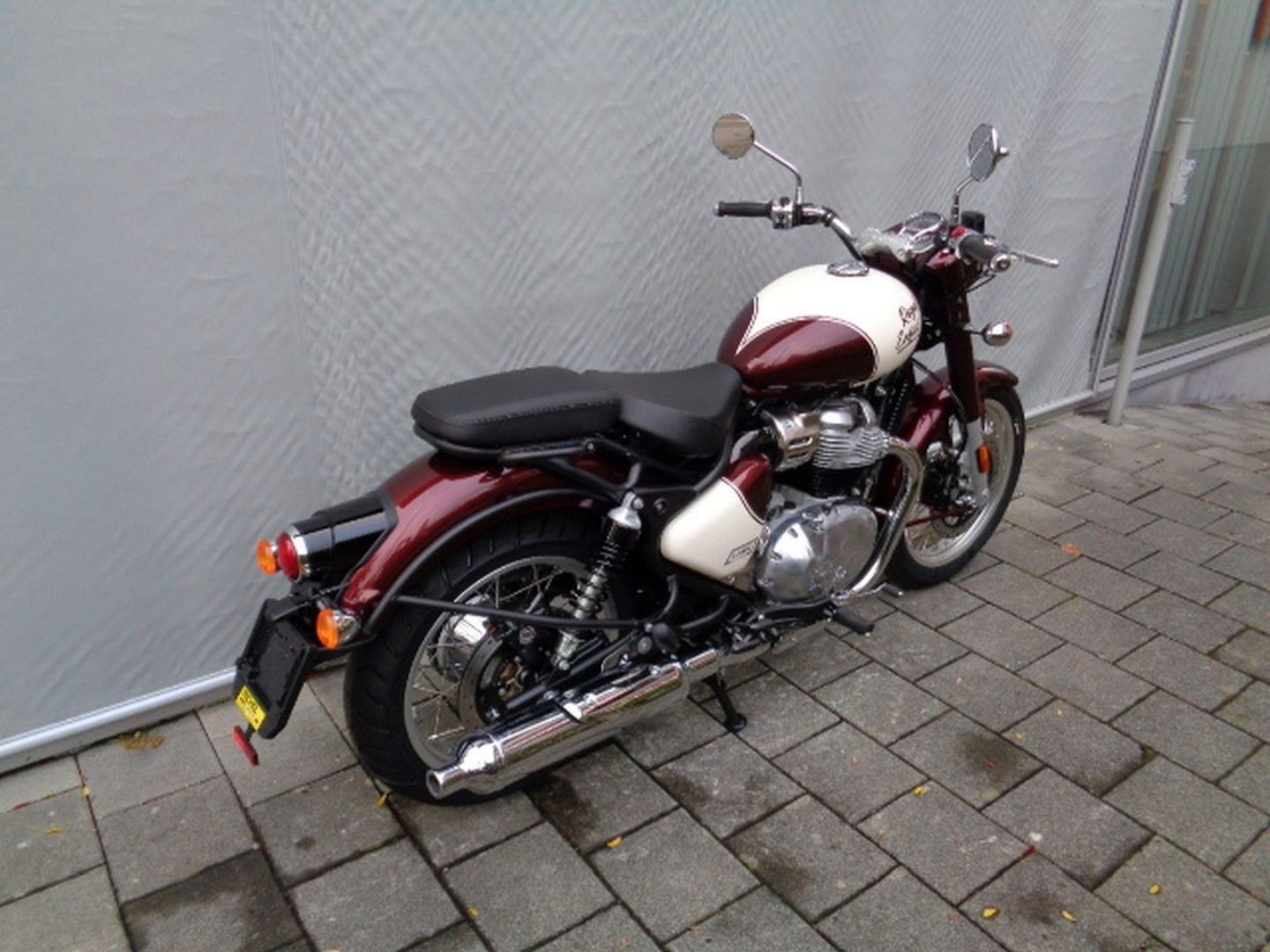 ROYAL ENFIELD CLASSIC 650-image-5
