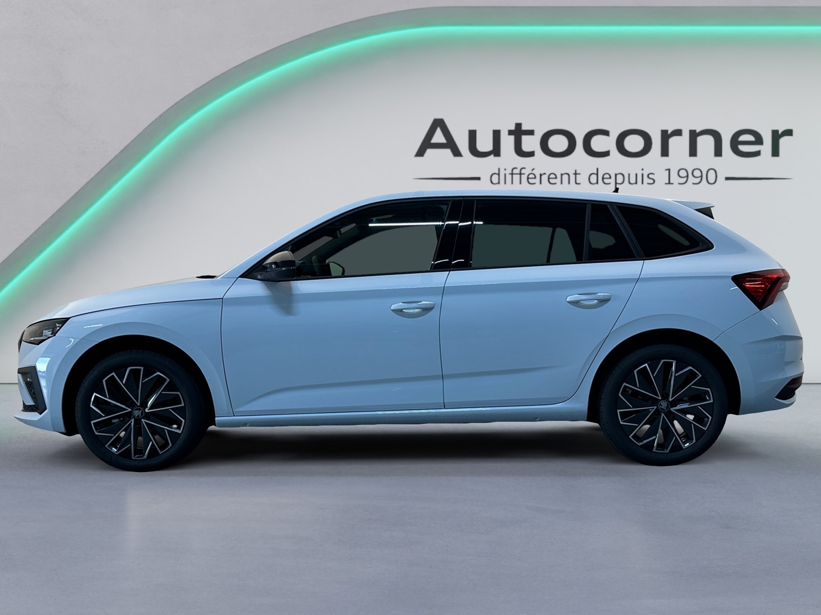 SKODA Scala 1.0 TSI Dynamic DSG-showroom-element-1